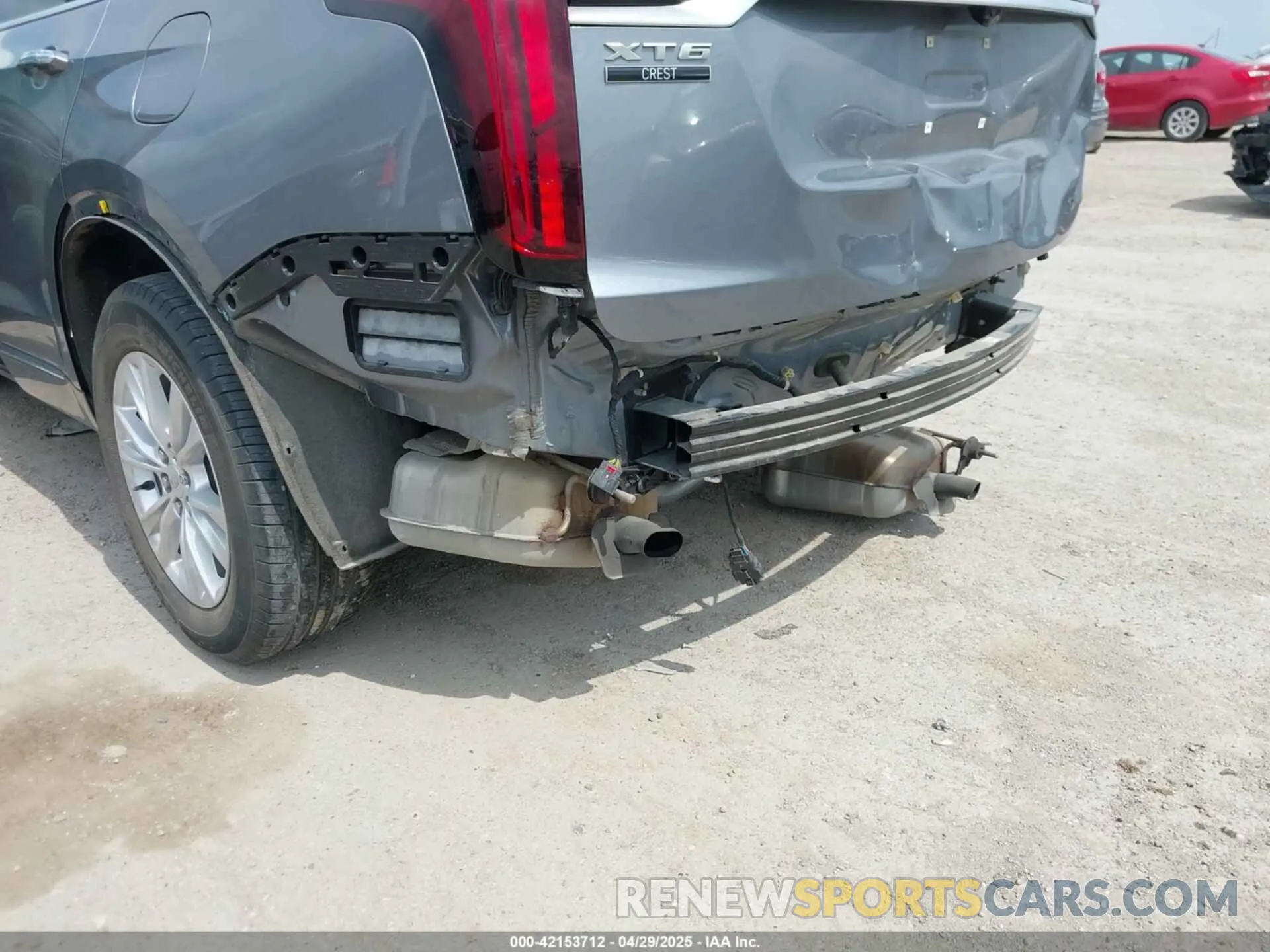 17 fotografías del automóvil dañado 1GYKPAR43NZ120470 CADILLAC XT6 2022