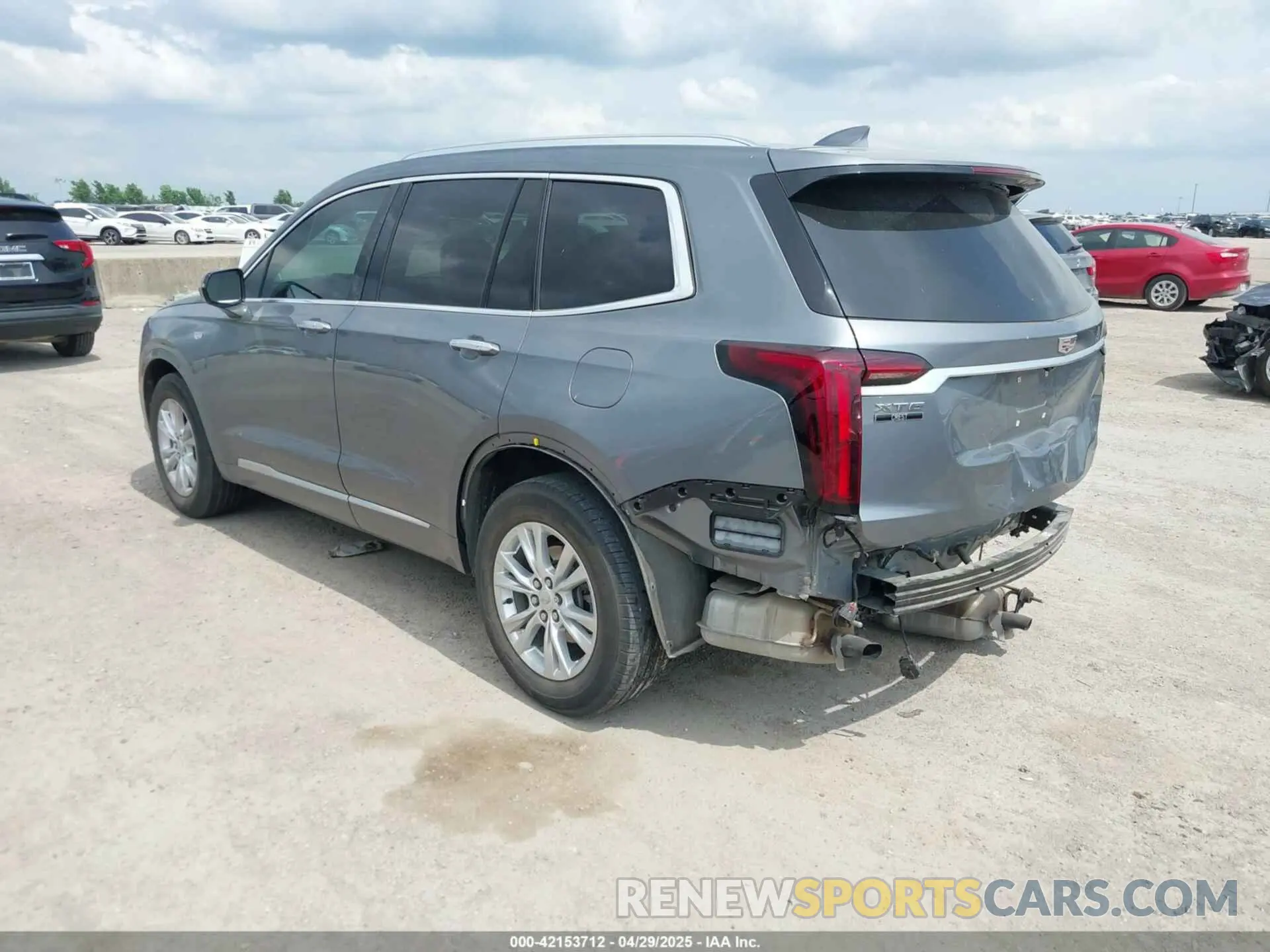 3 fotografías del automóvil dañado 1GYKPAR43NZ120470 CADILLAC XT6 2022