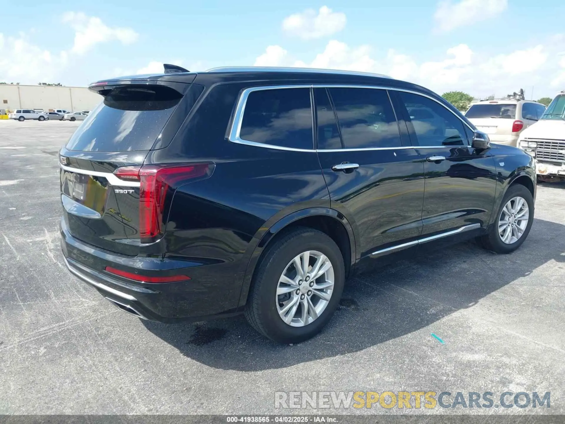 4 fotografías del automóvil dañado 1GYKPAR47NZ103154 CADILLAC XT6 2022