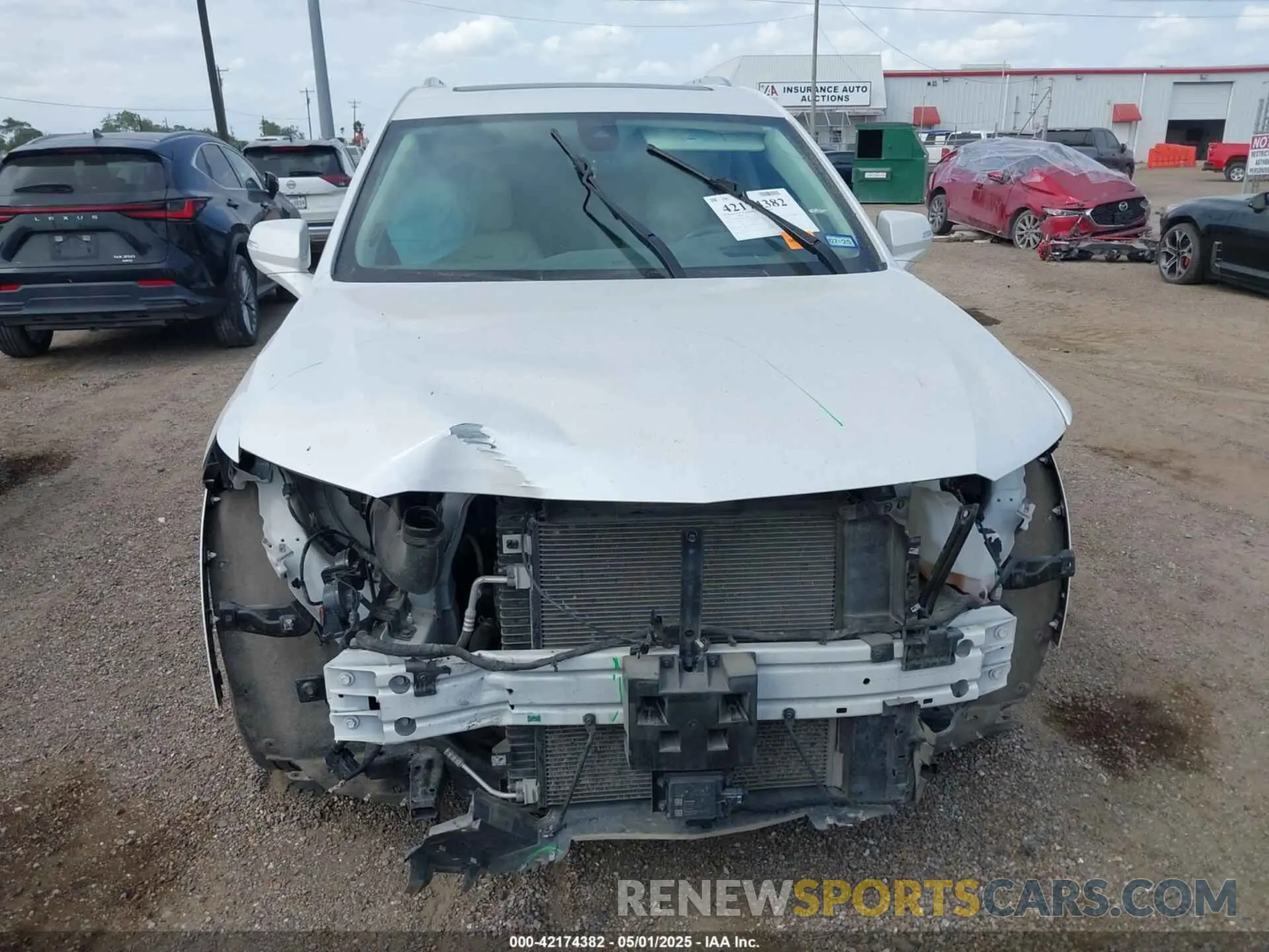 12 fotografías del automóvil dañado 1GYKPCRS2NZ161800 CADILLAC XT6 2022