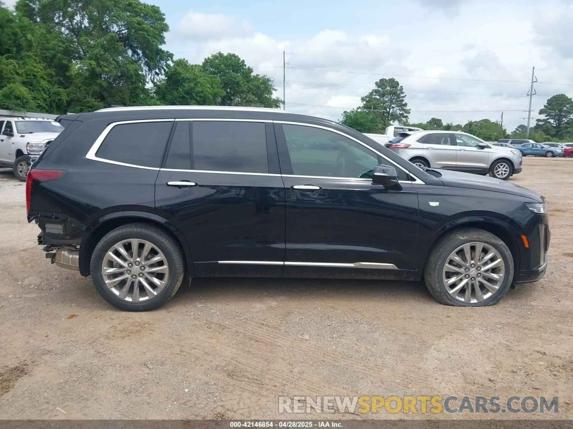 13 fotografías del automóvil dañado 1GYKPCRS3NZ126862 CADILLAC XT6 2022