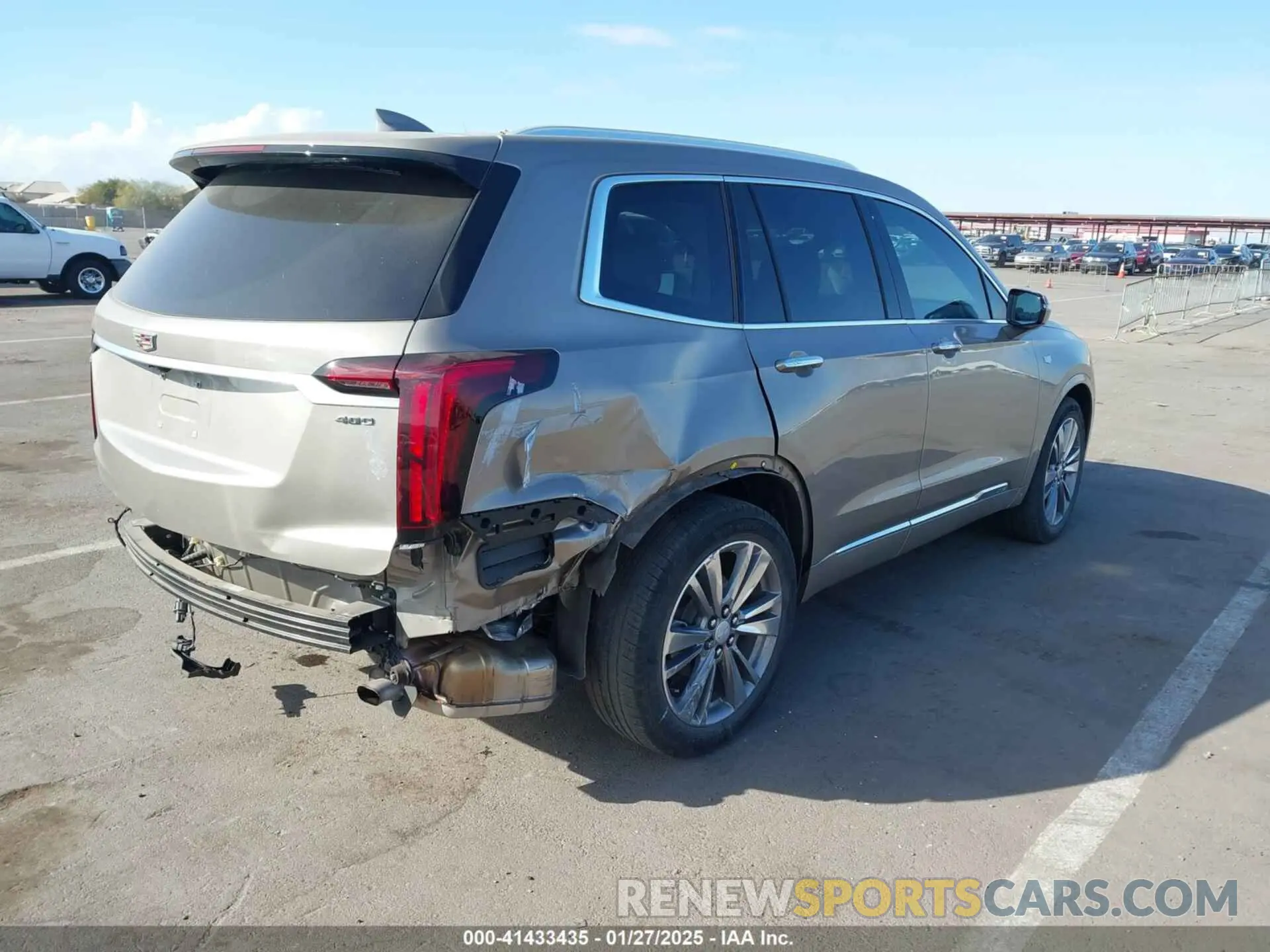 4 fotografías del automóvil dañado 1GYKPCRSXNZ162578 CADILLAC XT6 2022