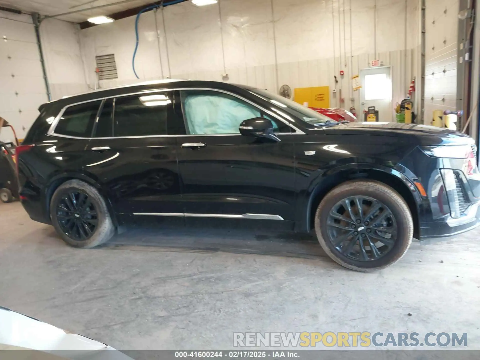 13 fotografías del automóvil dañado 1GYKPDRS0NZ131233 CADILLAC XT6 2022