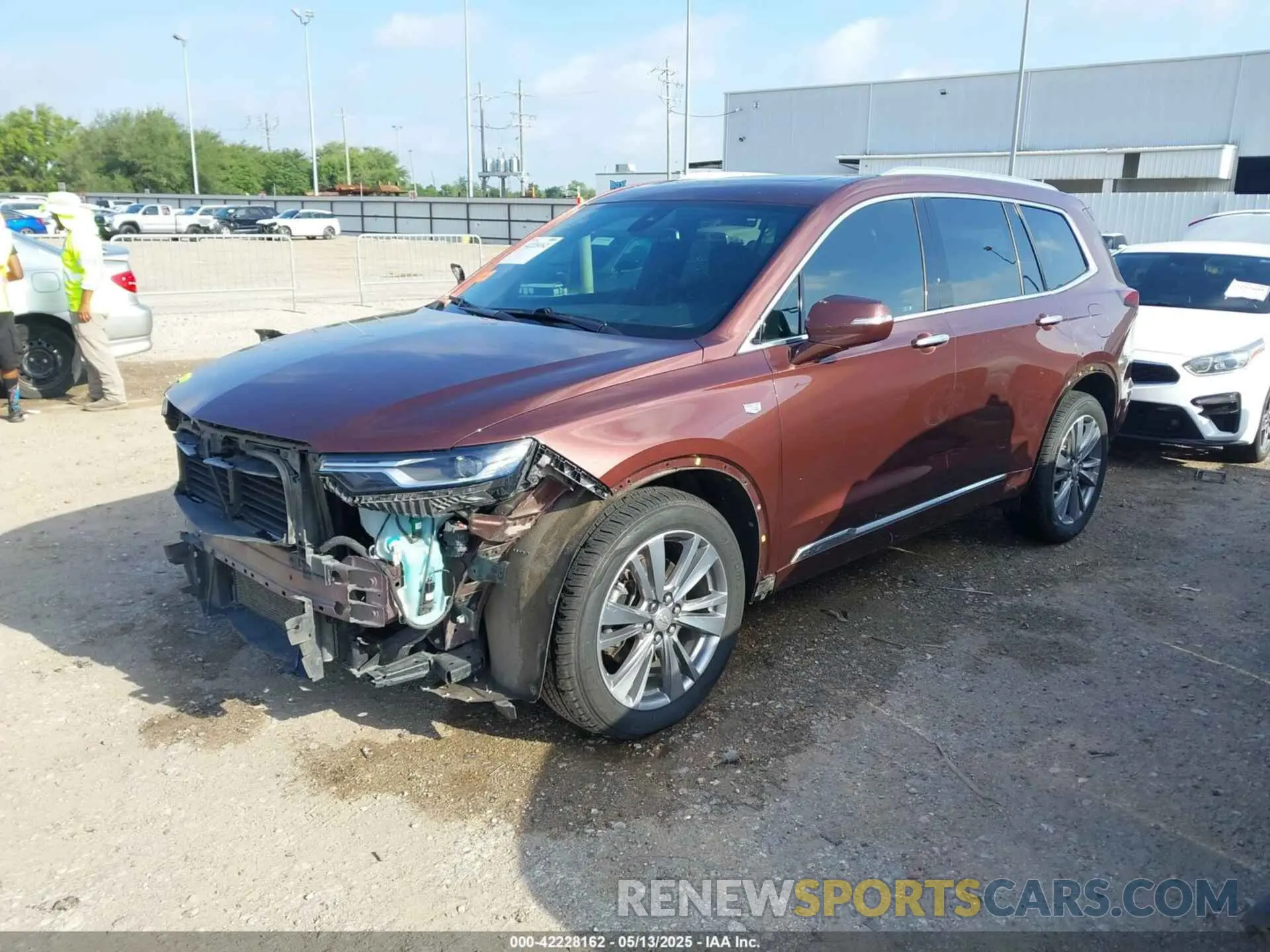 2 fotografías del automóvil dañado 1GYKPDRS1NZ117762 CADILLAC XT6 2022