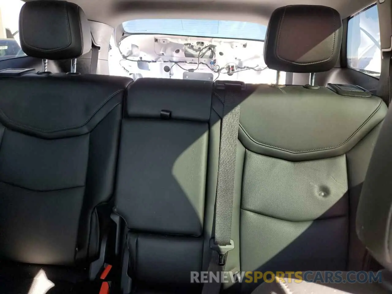 10 fotografías del automóvil dañado 1GYKPDRS3NZ127421 CADILLAC XT6 2022