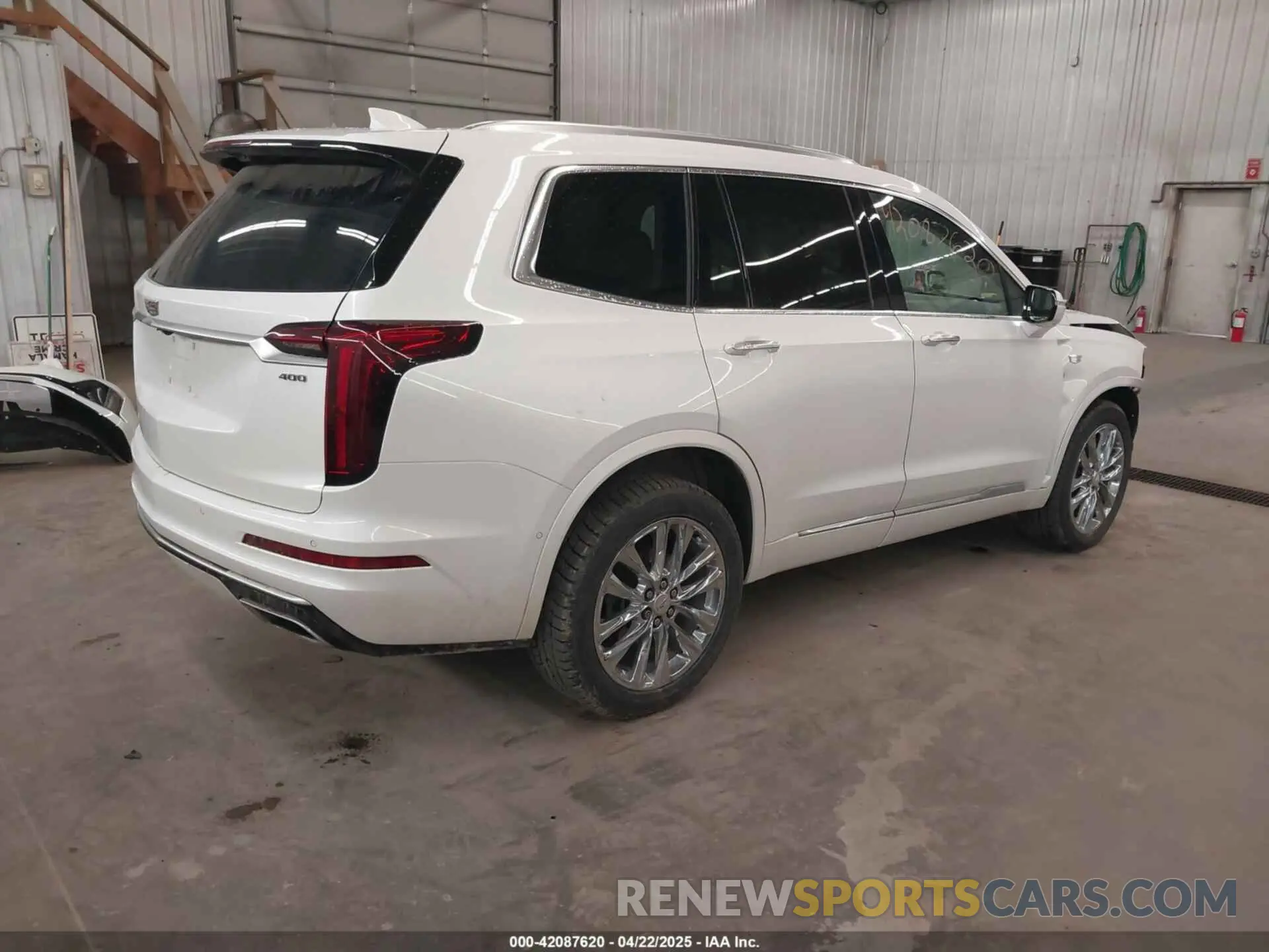 4 fotografías del automóvil dañado 1GYKPDRS3NZ131095 CADILLAC XT6 2022