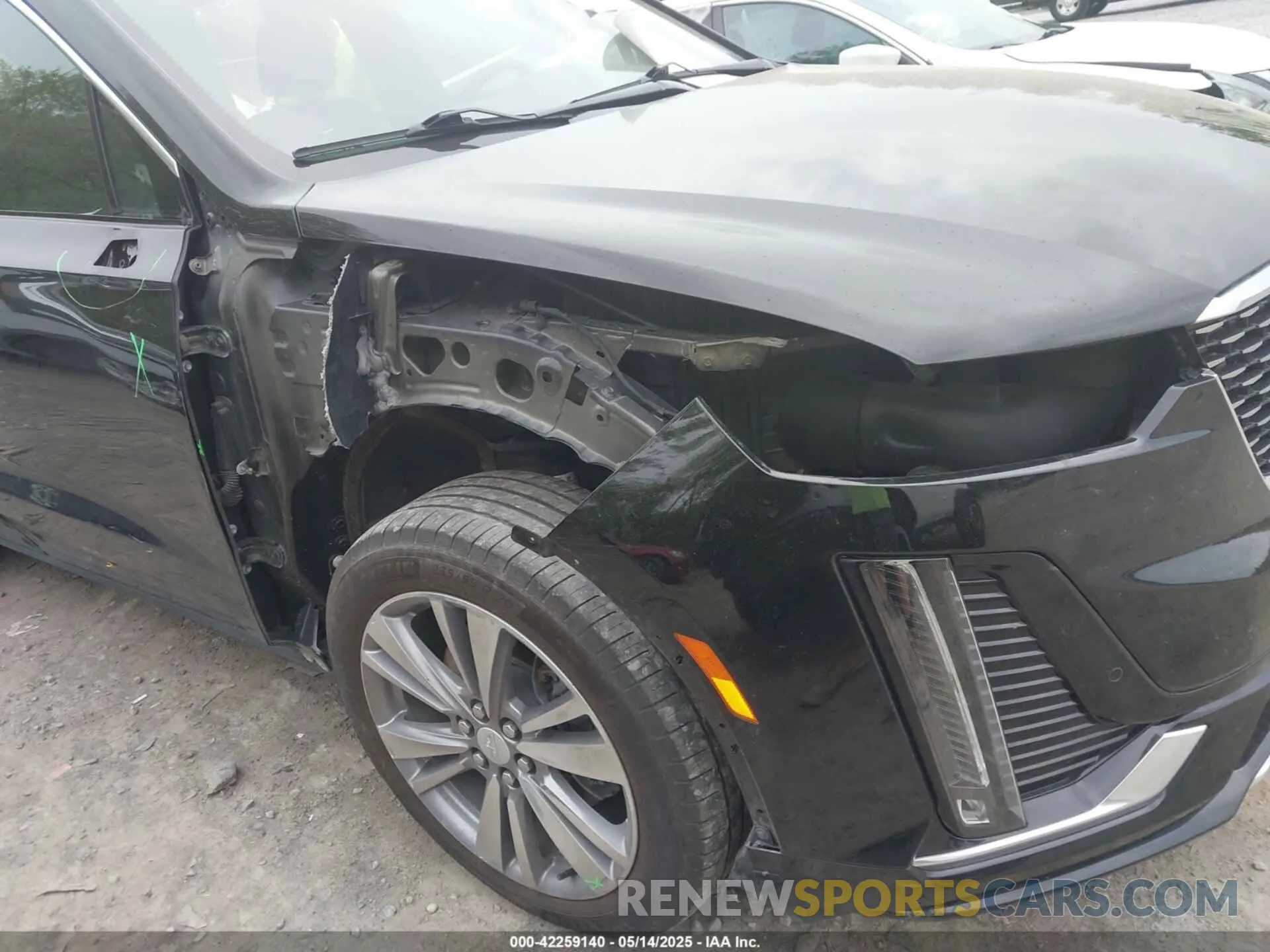 17 fotografías del automóvil dañado 1GYKPDRS5NZ149971 CADILLAC XT6 2022