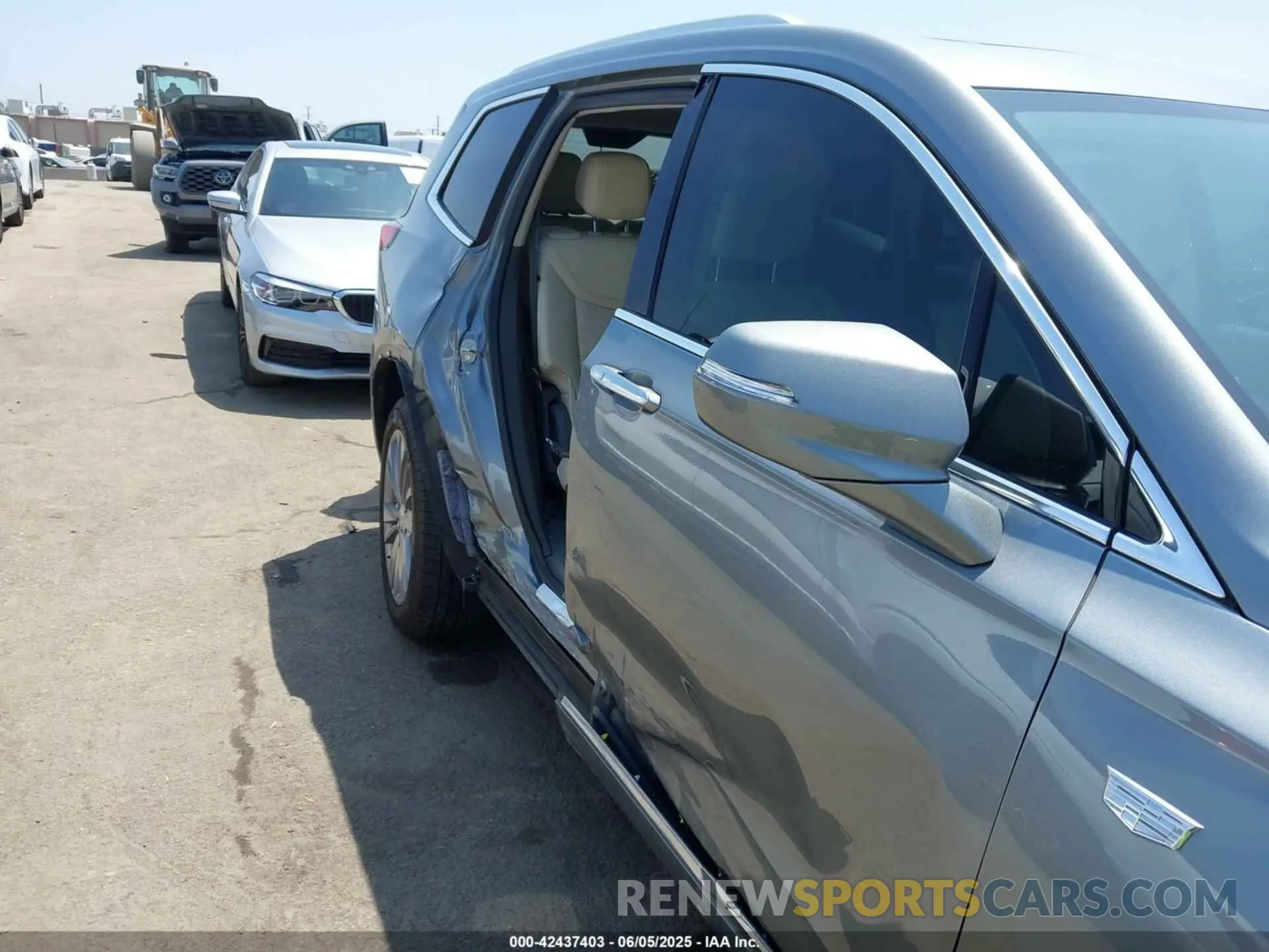 6 fotografías del automóvil dañado 1GYKPCRS6PZ163018 CADILLAC XT6 2023