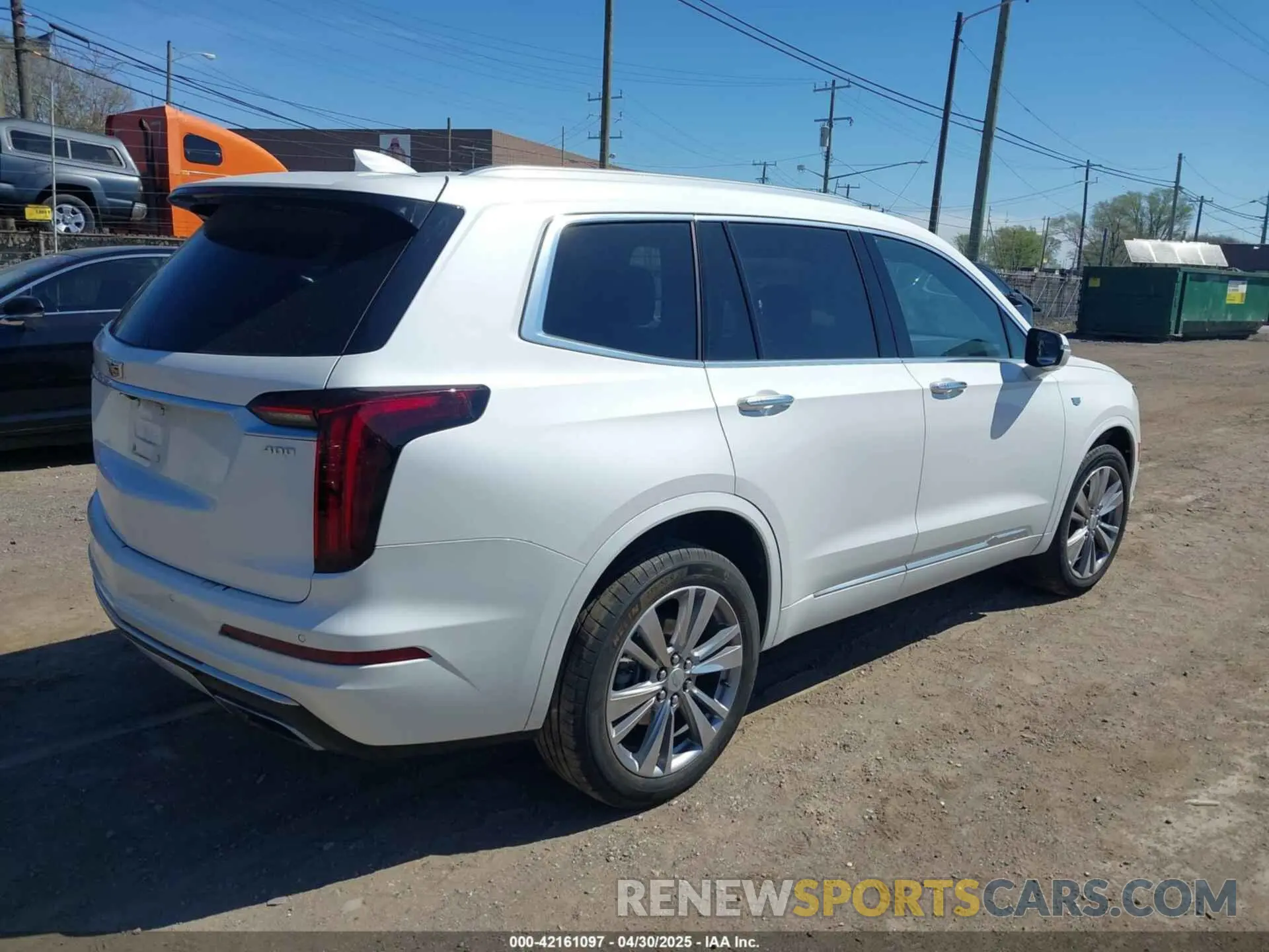 4 fotografías del automóvil dañado 1GYKPDRS4PZ182799 CADILLAC XT6 2023