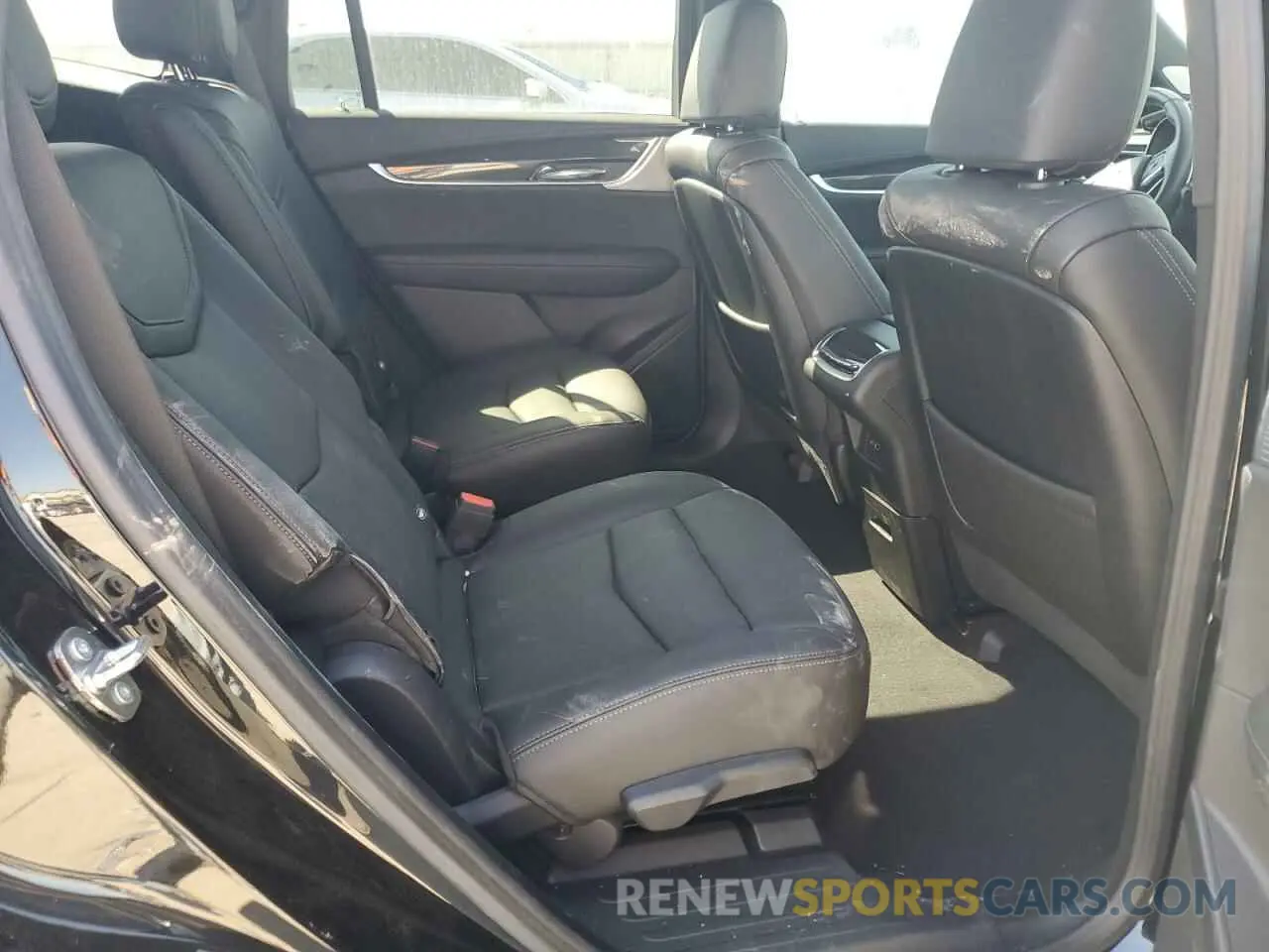 12 fotografías del automóvil dañado 1GYKPGRS0PZ154631 CADILLAC XT6 2023