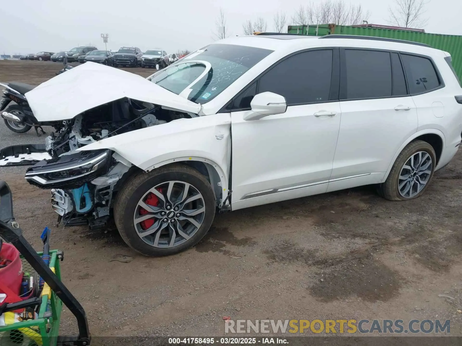 2 fotografías del automóvil dañado 1GYKPHRS1PZ155437 CADILLAC XT6 2023