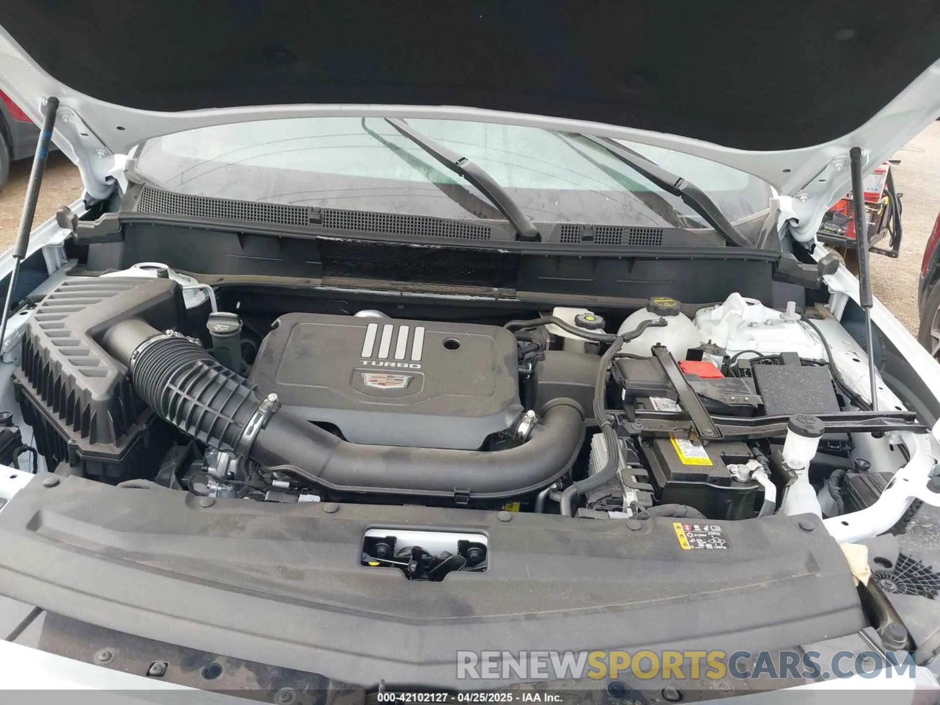 10 fotografías del automóvil dañado 1GYKPAR48RZ741421 CADILLAC XT6 2024