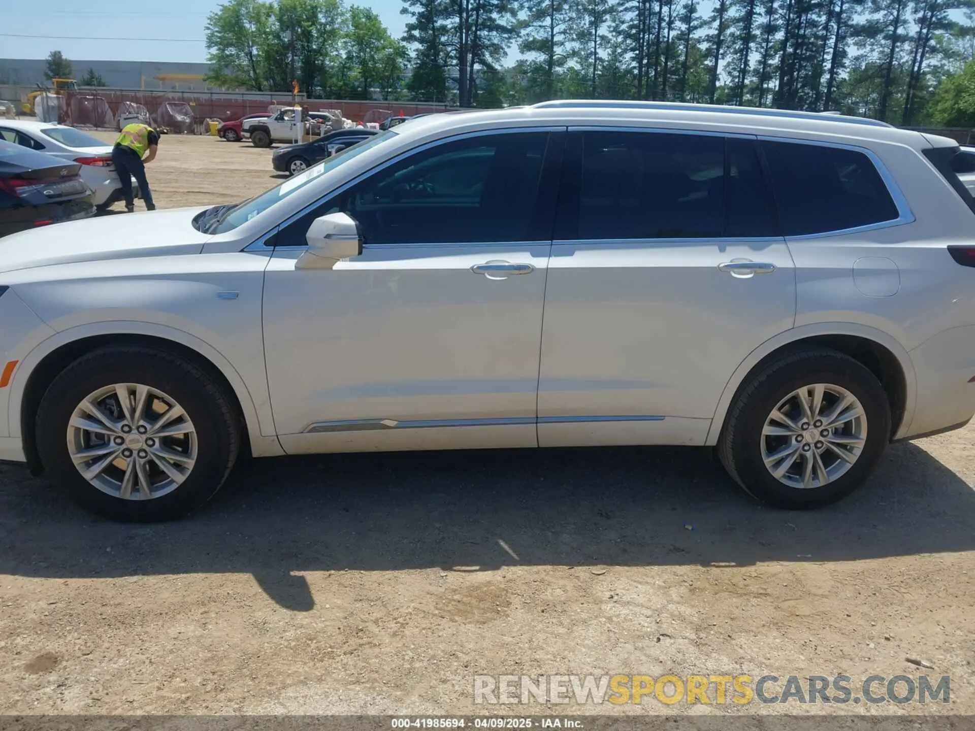 14 fotografías del automóvil dañado 1GYKPAR49RZ739032 CADILLAC XT6 2024