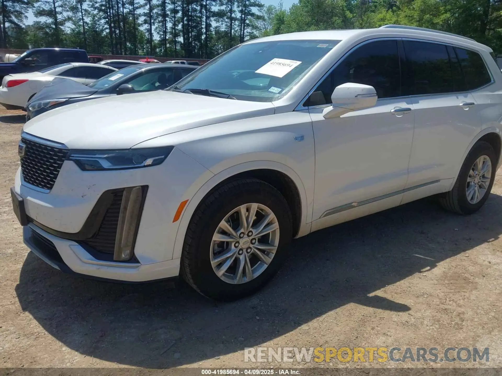 2 fotografías del automóvil dañado 1GYKPAR49RZ739032 CADILLAC XT6 2024