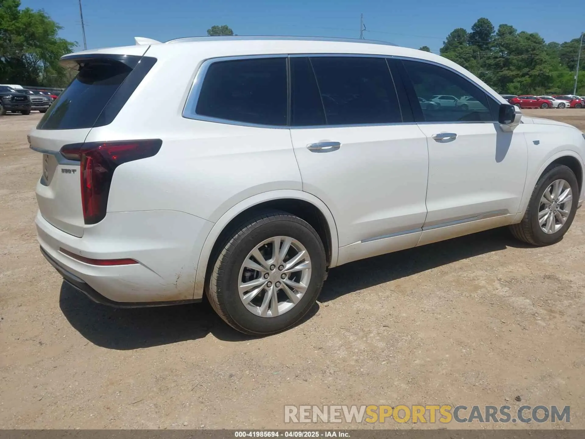4 fotografías del automóvil dañado 1GYKPAR49RZ739032 CADILLAC XT6 2024