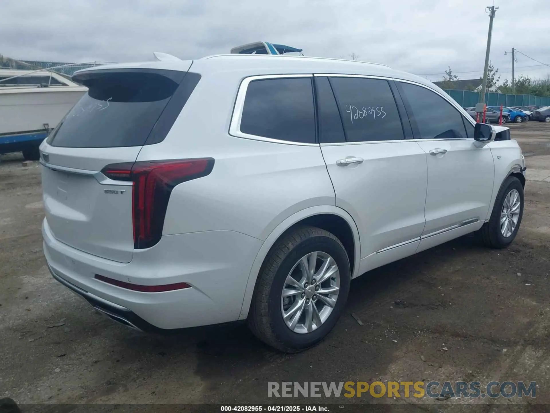 4 fotografías del automóvil dañado 1GYKPBR44RZ712732 CADILLAC XT6 2024