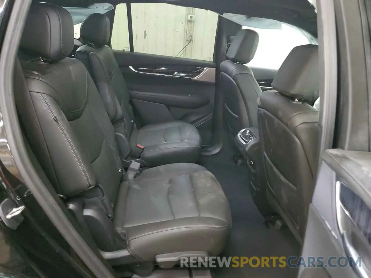 11 fotografías del automóvil dañado 1GYKPDRS8RZ706118 CADILLAC XT6 2024