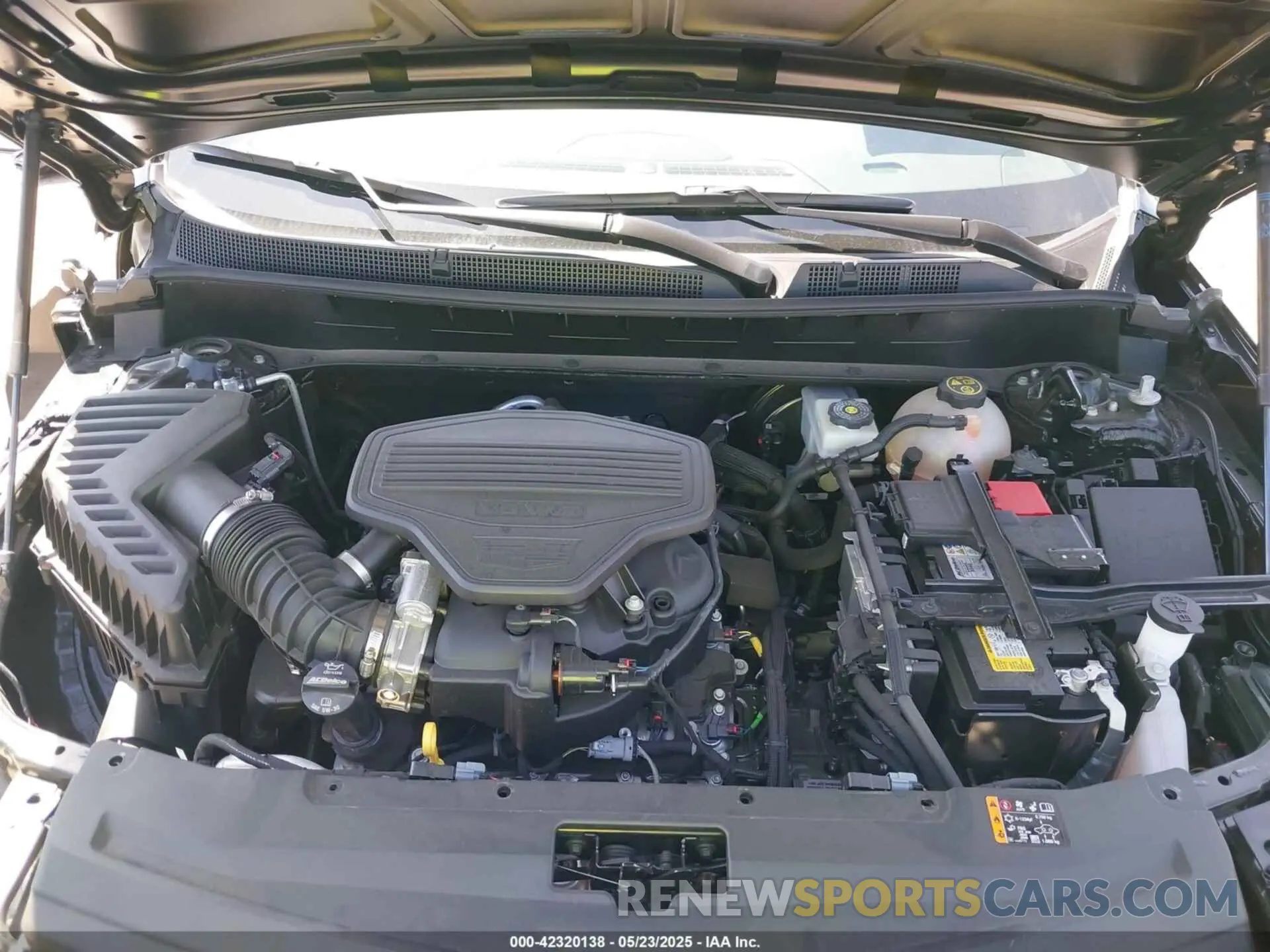 10 fotografías del automóvil dañado 1GYKPDRSXRZ721817 CADILLAC XT6 2024