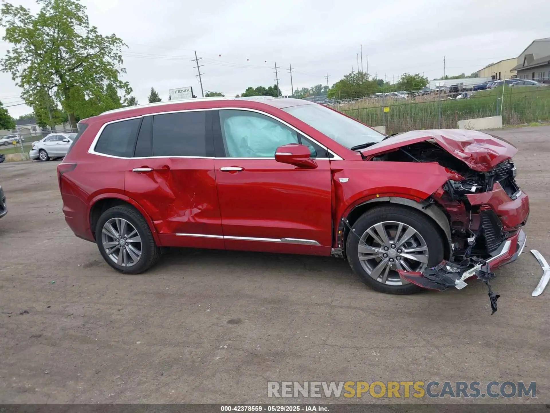 13 fotografías del automóvil dañado 1GYKPDRSXRZ724989 CADILLAC XT6 2024