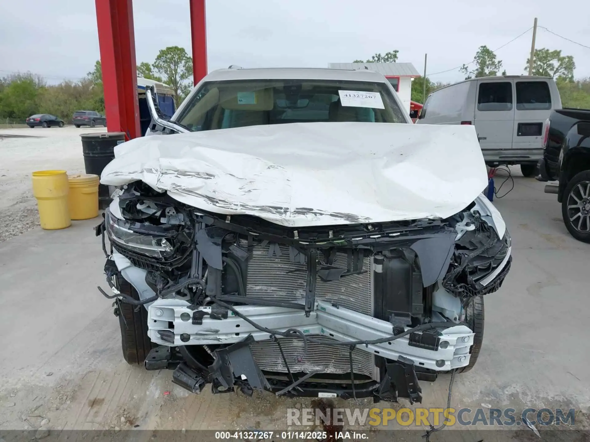 13 fotografías del automóvil dañado 1GYKPERS5RZ741592 CADILLAC XT6 2024