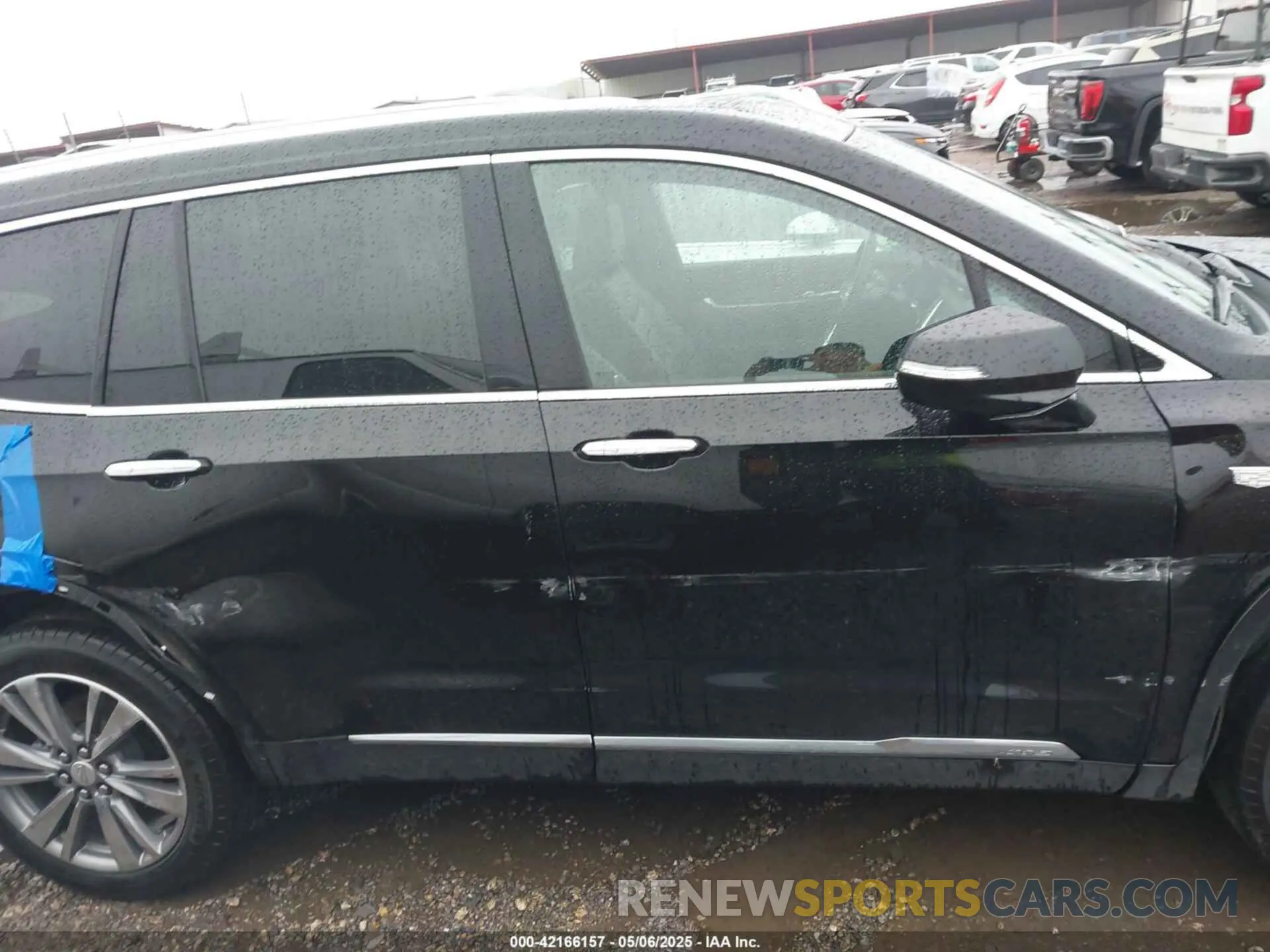 13 fotografías del automóvil dañado 1GYKPCRS3SZ120054 CADILLAC XT6 2025