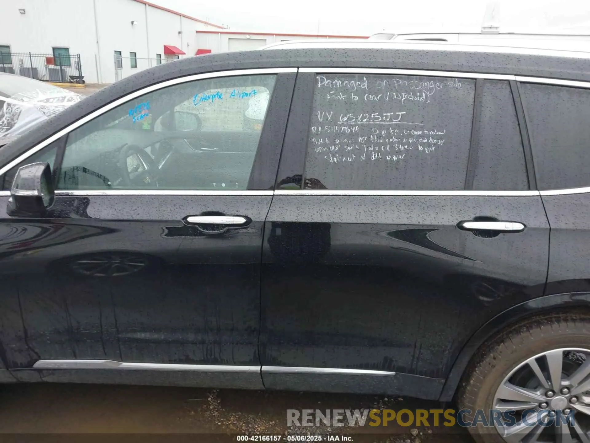 14 fotografías del automóvil dañado 1GYKPCRS3SZ120054 CADILLAC XT6 2025