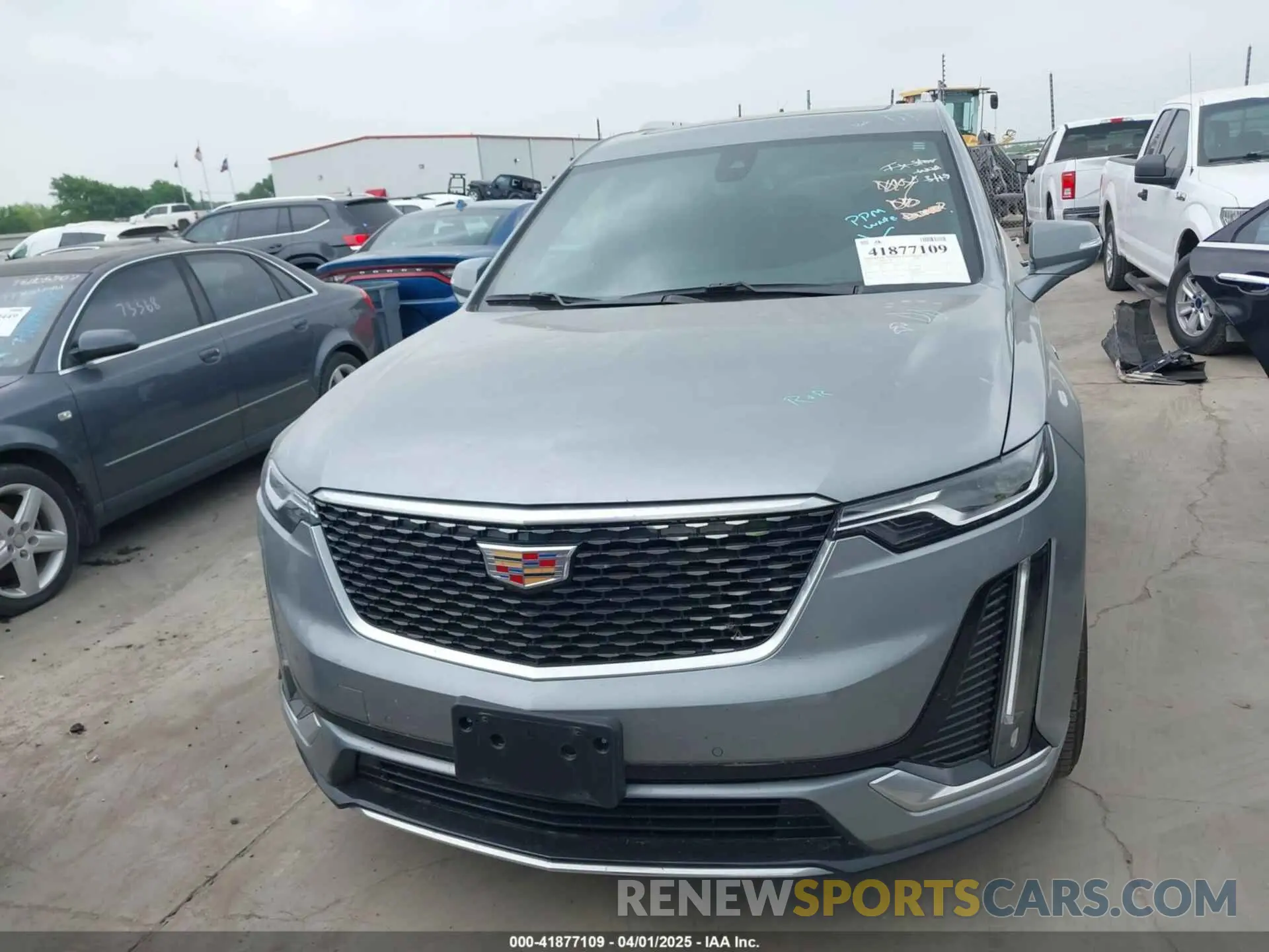 12 fotografías del automóvil dañado 1GYKPCRS4SZ119978 CADILLAC XT6 2025