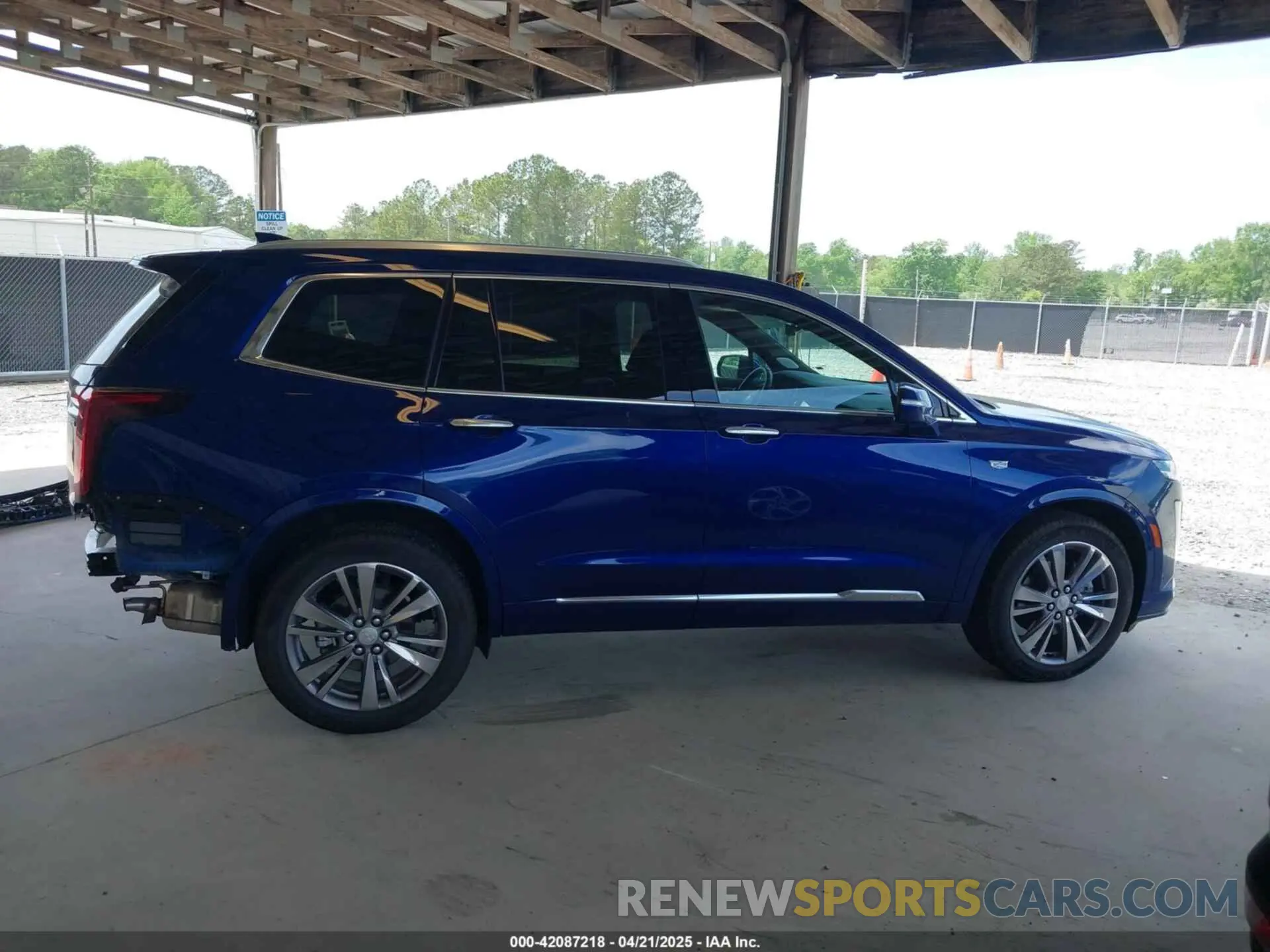 14 fotografías del automóvil dañado 1GYKPCRS5SZ119357 CADILLAC XT6 2025
