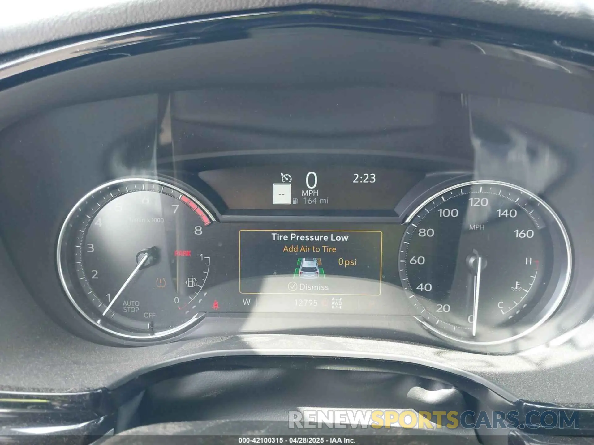 7 fotografías del automóvil dañado 1GYKPDRS3SZ118214 CADILLAC XT6 2025