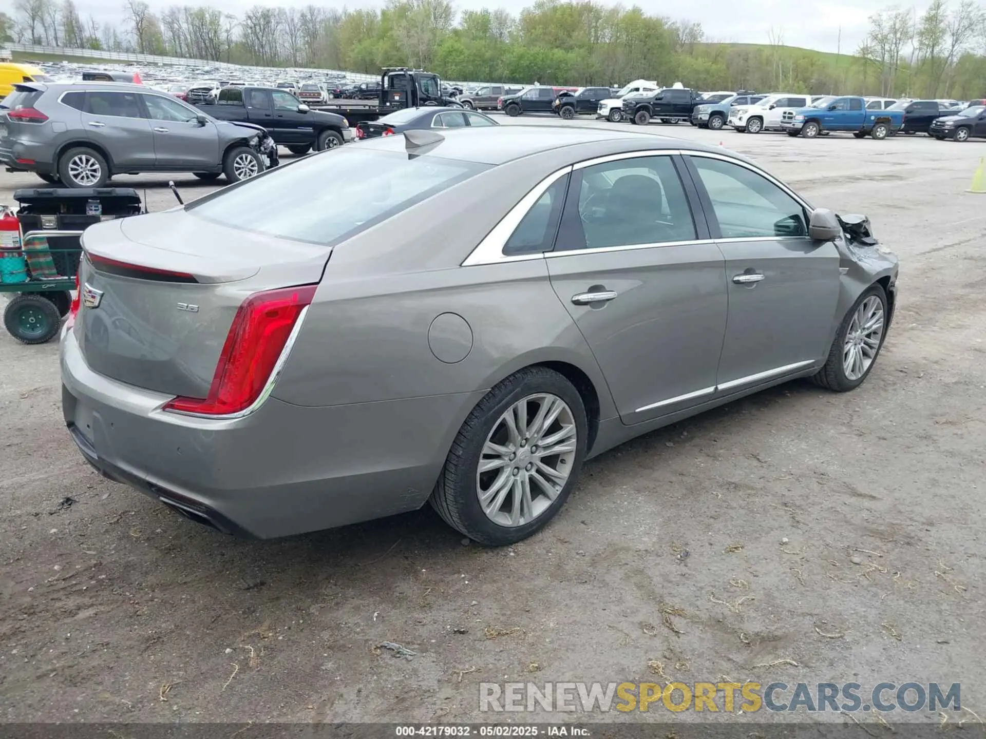 4 fotografías del automóvil dañado 2G61M5S31K9127431 CADILLAC XTS 2019
