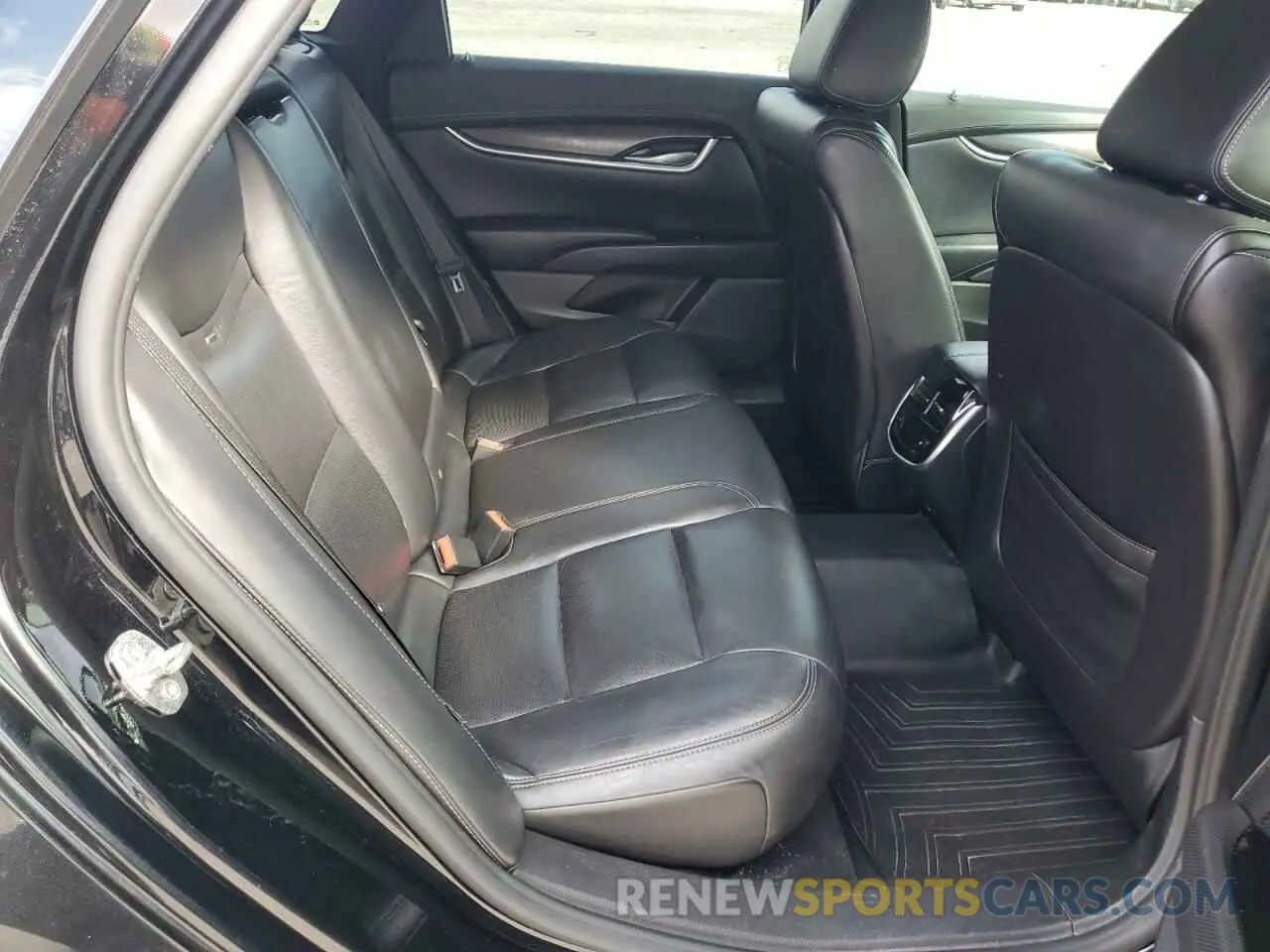 10 fotografías del automóvil dañado 2G61M5S33K9121954 CADILLAC XTS 2019