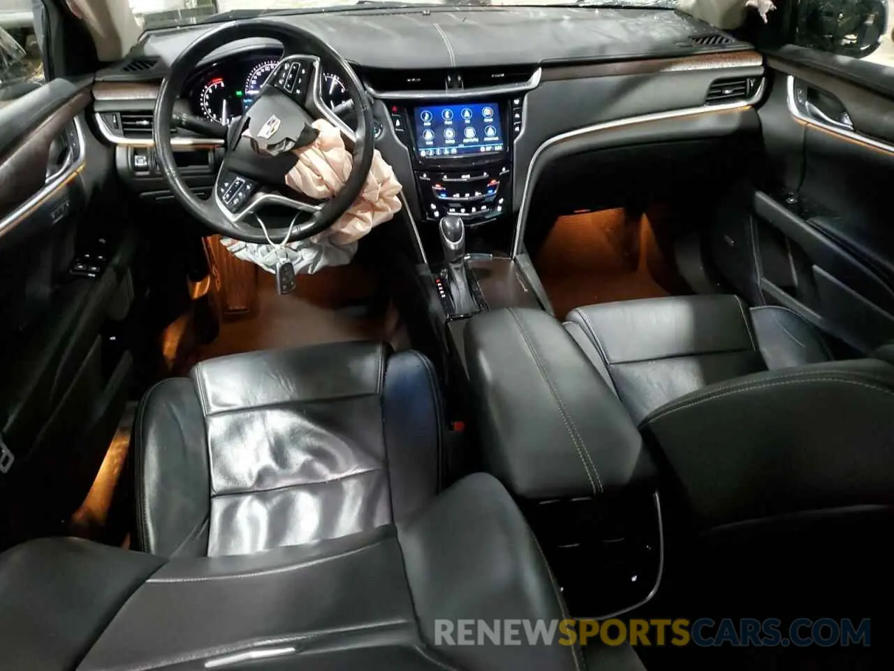 8 fotografías del automóvil dañado 2G61M5S33K9150810 CADILLAC XTS 2019
