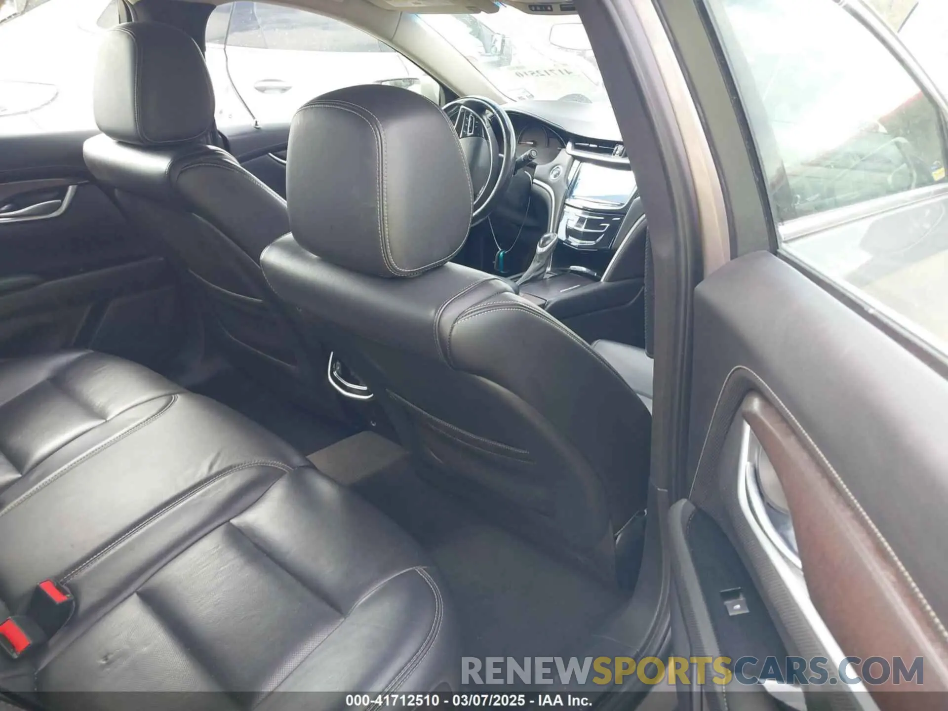 8 fotografías del automóvil dañado 2G61M5S37K9140166 CADILLAC XTS 2019