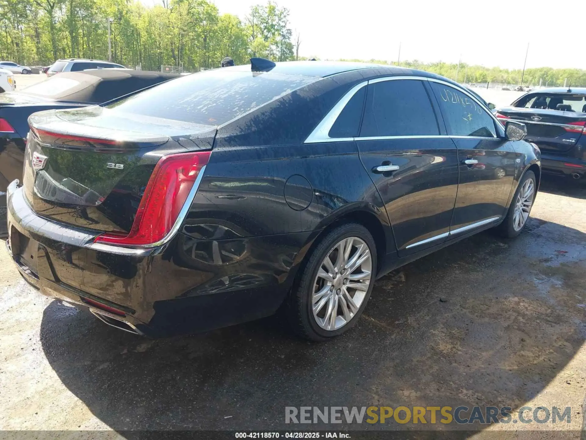 4 fotografías del automóvil dañado 2G61M5S38K9139513 CADILLAC XTS 2019