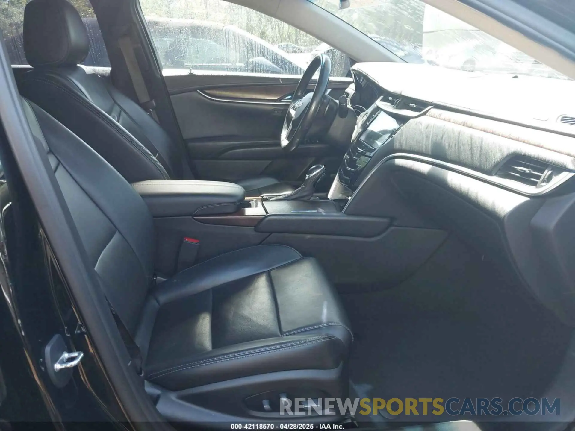 5 fotografías del automóvil dañado 2G61M5S38K9139513 CADILLAC XTS 2019