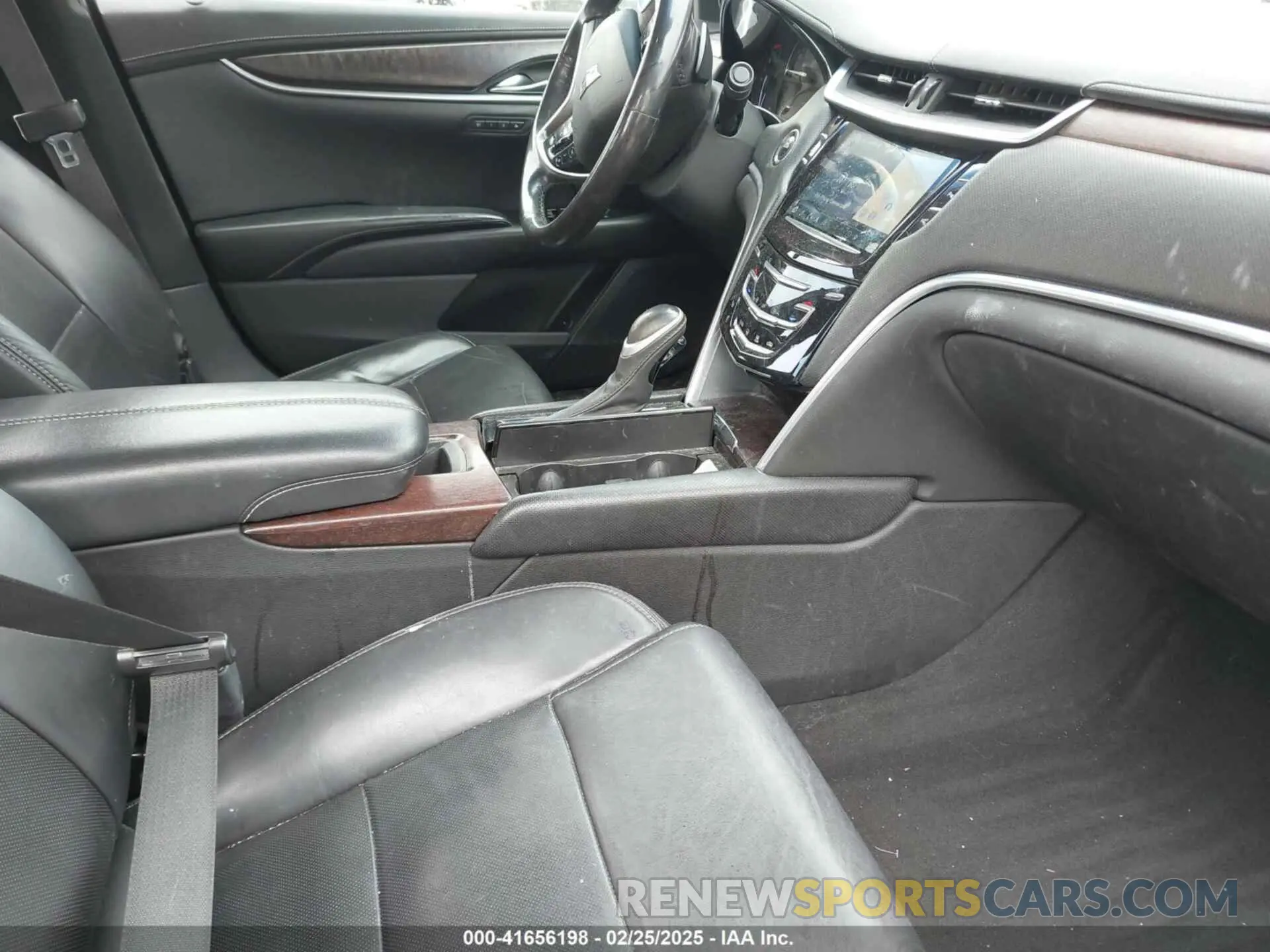 5 fotografías del automóvil dañado 2G61M5S39K9157261 CADILLAC XTS 2019