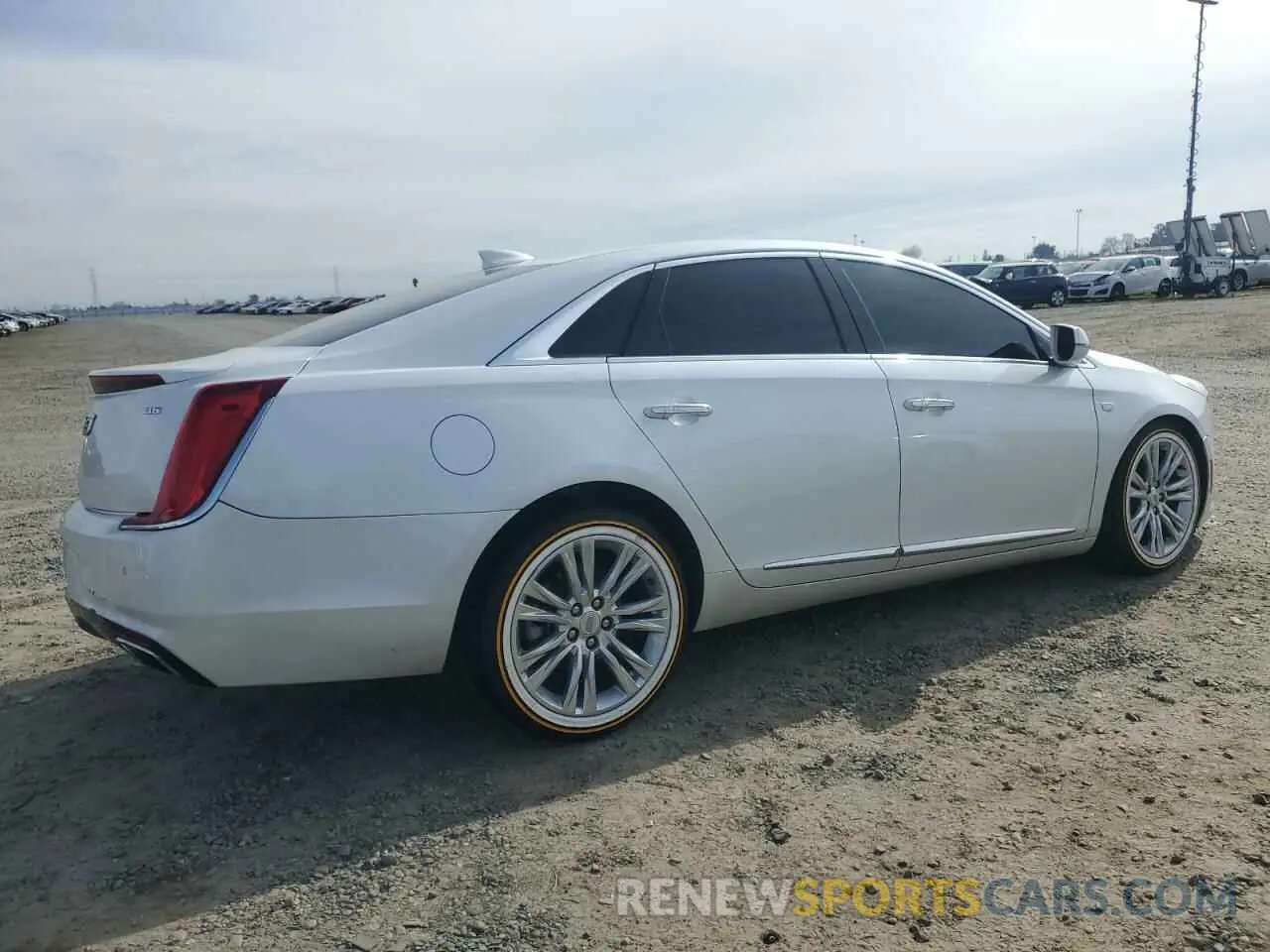 3 fotografías del automóvil dañado 2G61M5S3XK9119389 CADILLAC XTS 2019