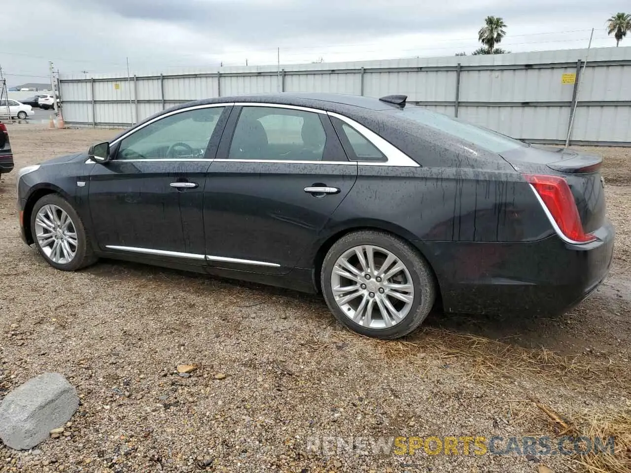 2 fotografías del automóvil dañado 2G61M5S3XK9133339 CADILLAC XTS 2019