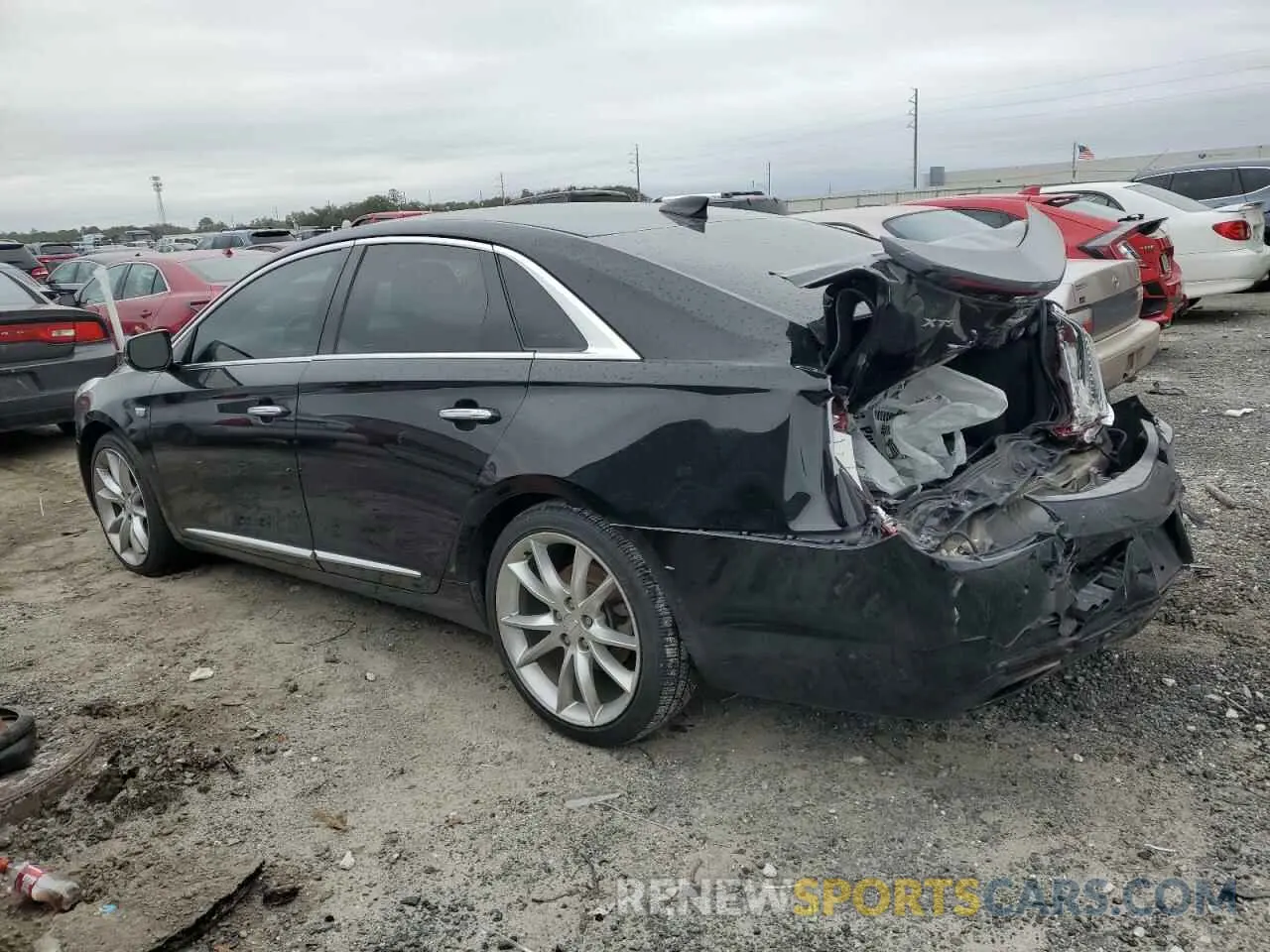 2 fotografías del automóvil dañado 2G61P5S32K9131107 CADILLAC XTS 2019