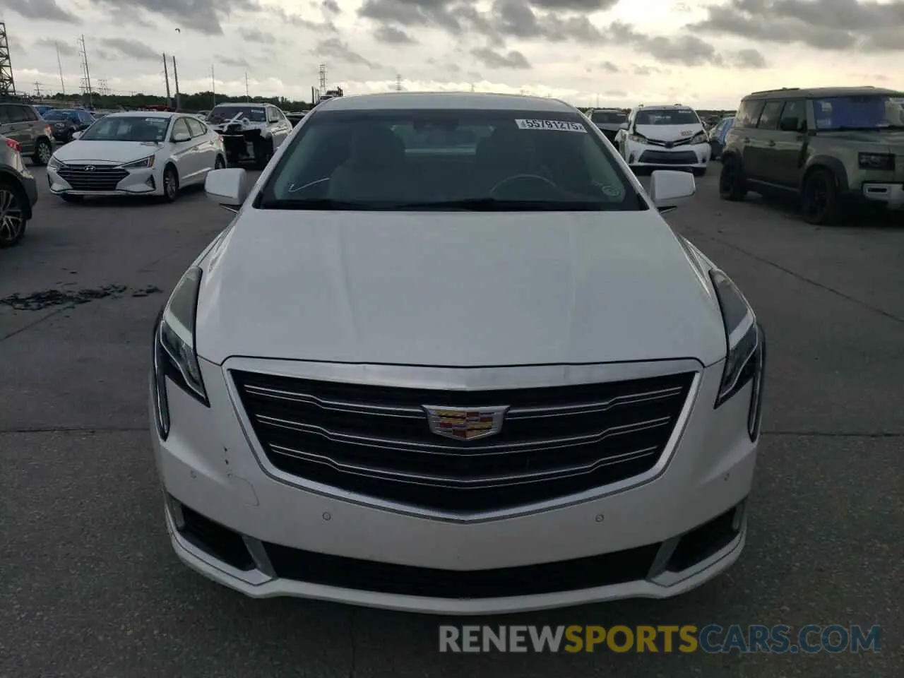 5 fotografías del automóvil dañado 2G61P5S3XK9138886 CADILLAC XTS 2019