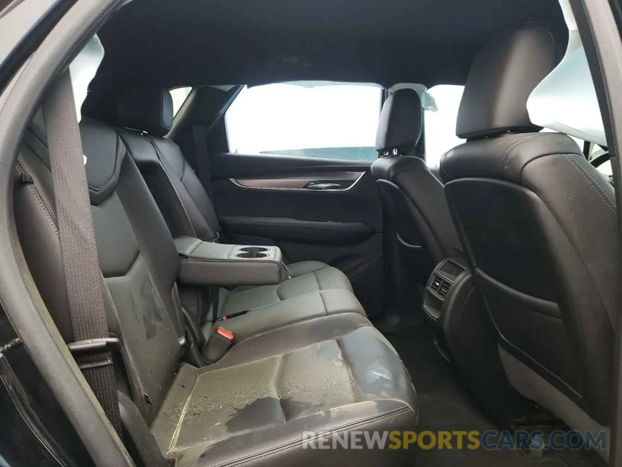 10 fotografías del automóvil dañado 1GYKNAR43LZ167680 CADILLAC XTS 2020