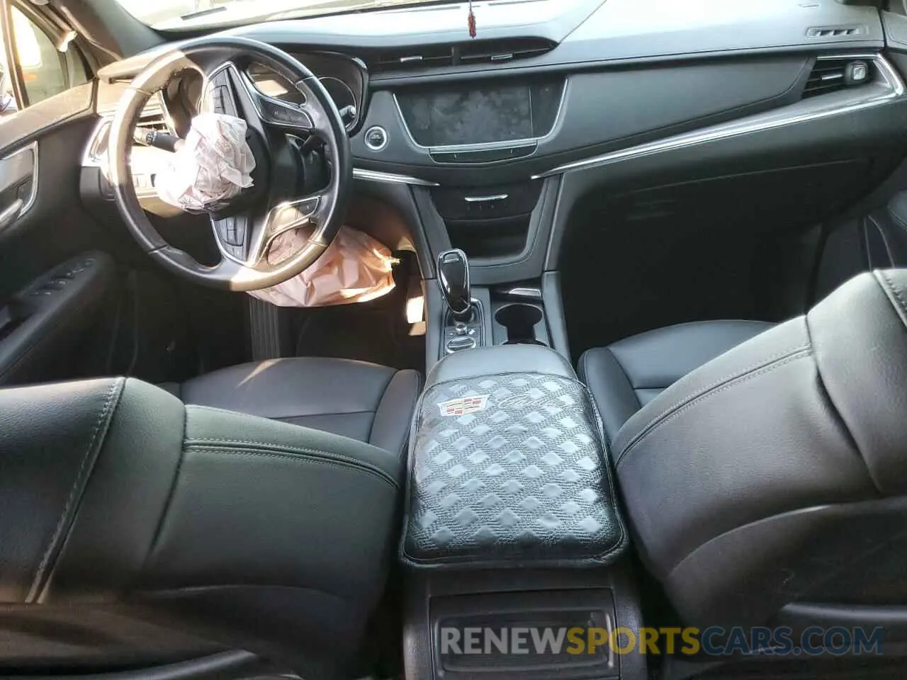 8 fotografías del automóvil dañado 1GYKNAR43LZ167680 CADILLAC XTS 2020