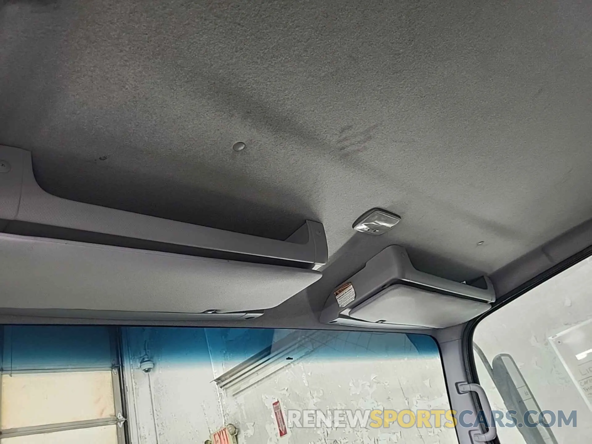 18 fotografías del automóvil dañado 54DCDW1B7KS809504 CHEVROLET 4500 LCF GAS 2019