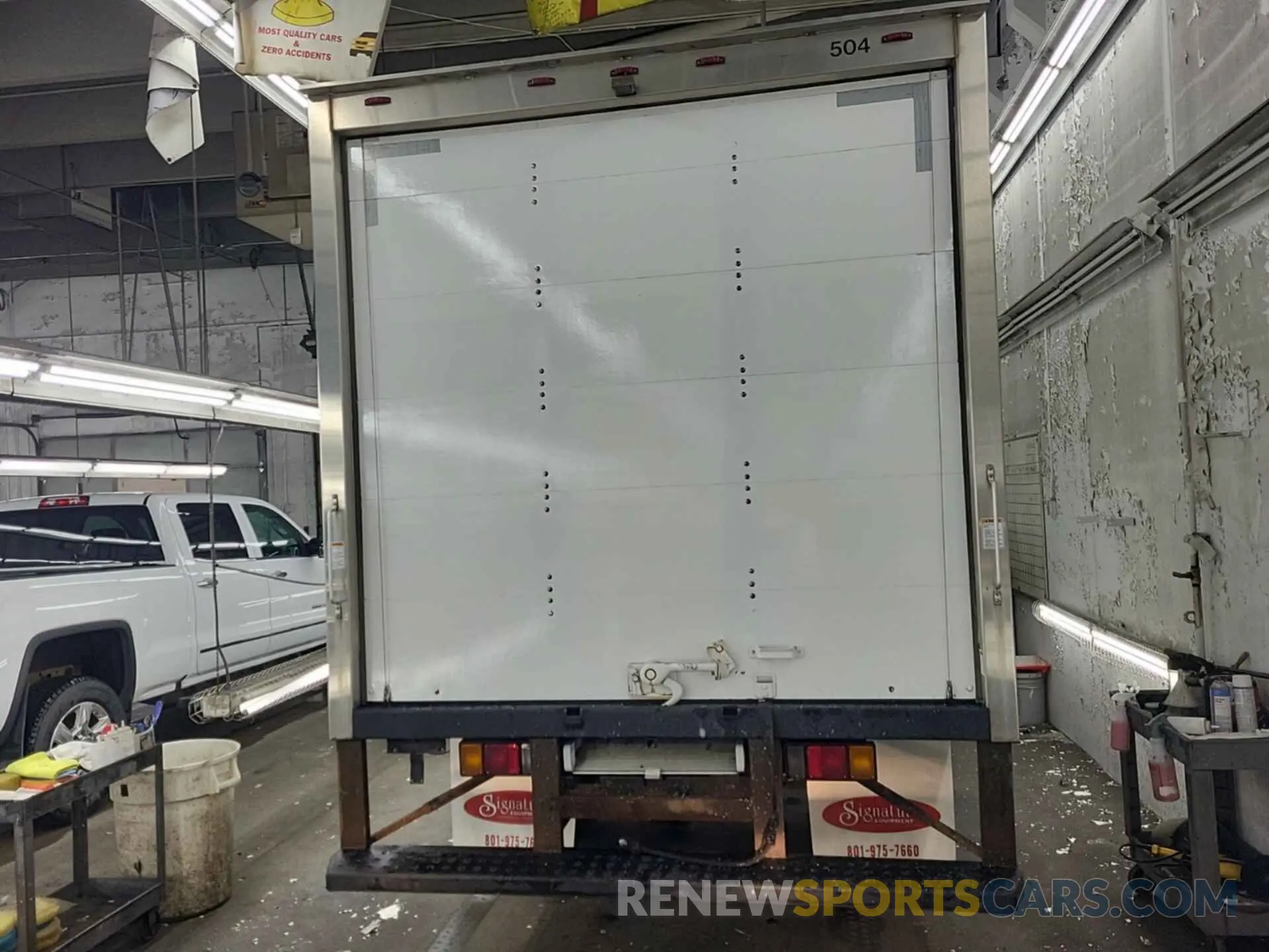 3 fotografías del automóvil dañado 54DCDW1B7KS809504 CHEVROLET 4500 LCF GAS 2019