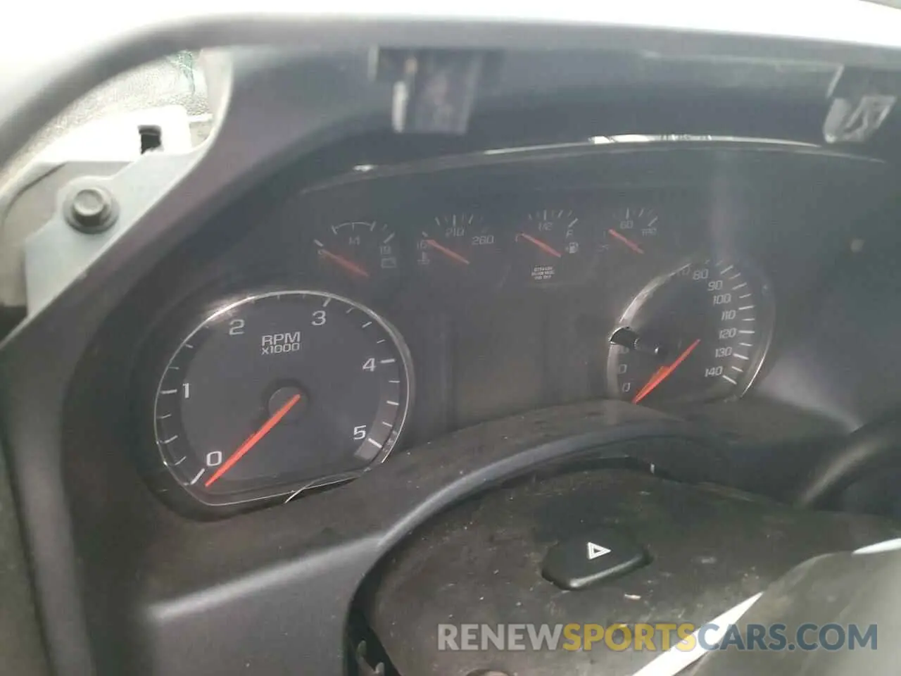 9 fotografías del automóvil dañado 1GC1KREY6KF157596 CHEVROLET ALL Models 2019