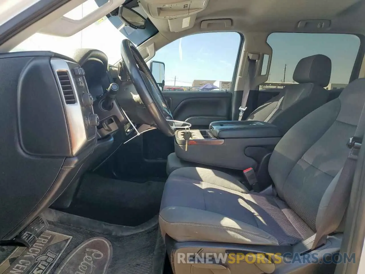 7 fotografías del automóvil dañado 1GC1KSEY6KF114271 CHEVROLET ALL Models 2019
