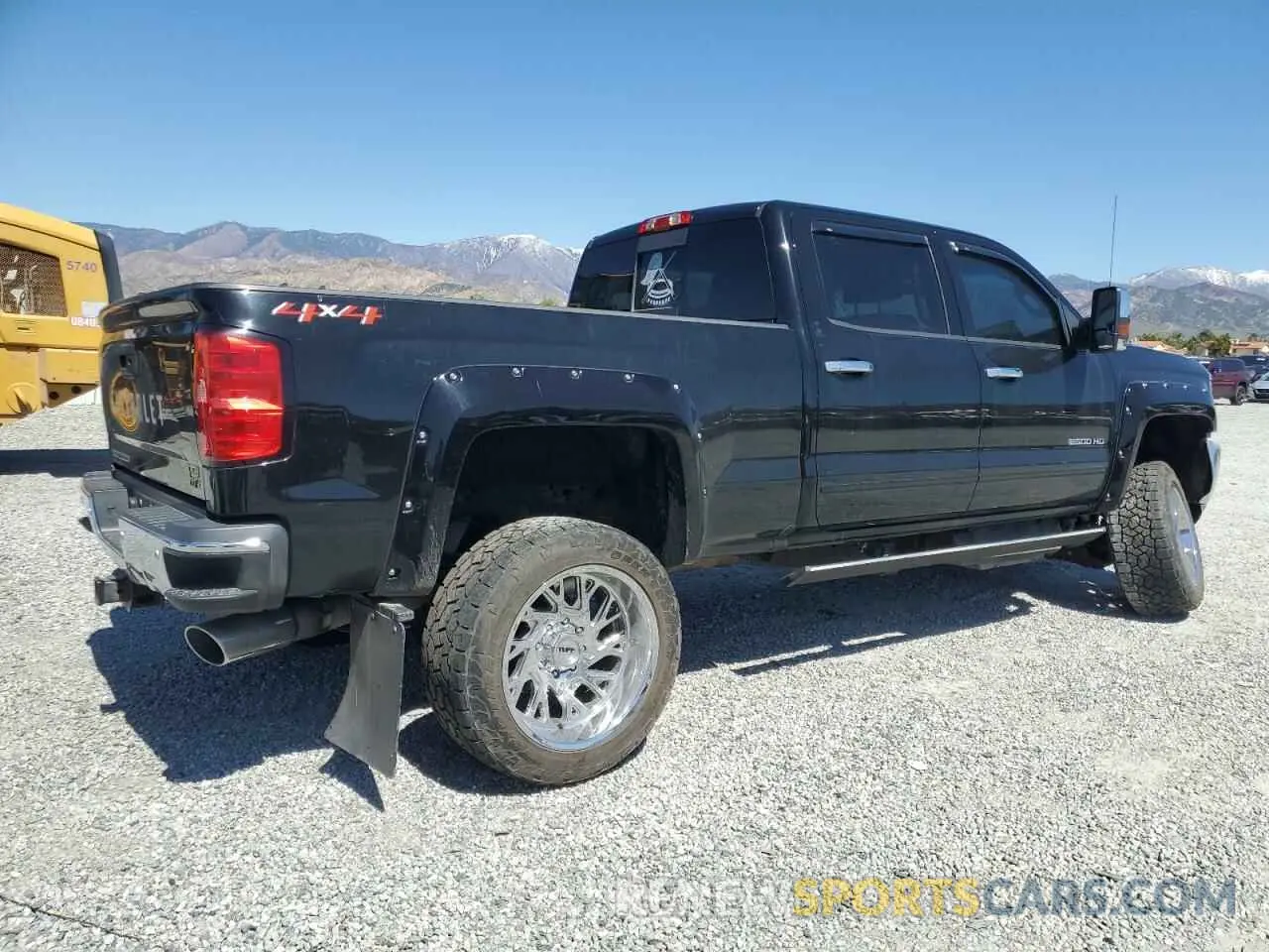 3 fotografías del automóvil dañado 1GC1KSEY9KF185772 CHEVROLET ALL Models 2019