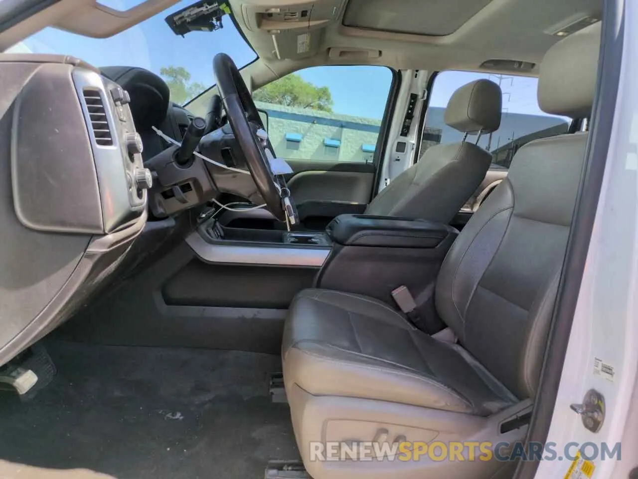 7 fotografías del automóvil dañado 1GC1KTEY1KF114295 CHEVROLET ALL Models 2019