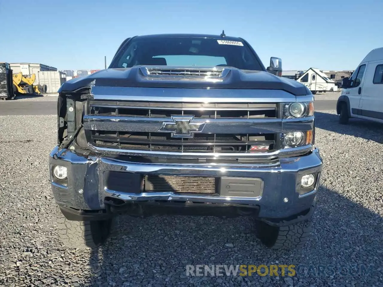 5 fotografías del automóvil dañado 1GC1KTEY4KF162048 CHEVROLET ALL Models 2019