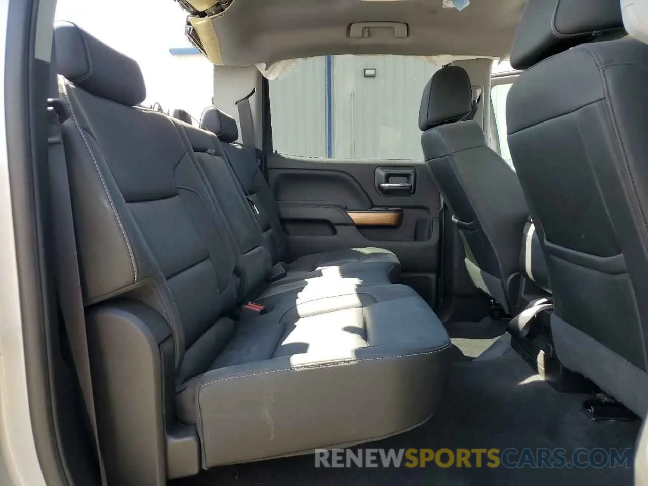 10 fotografías del automóvil dañado 1GC1KTEY8KF160464 CHEVROLET ALL Models 2019